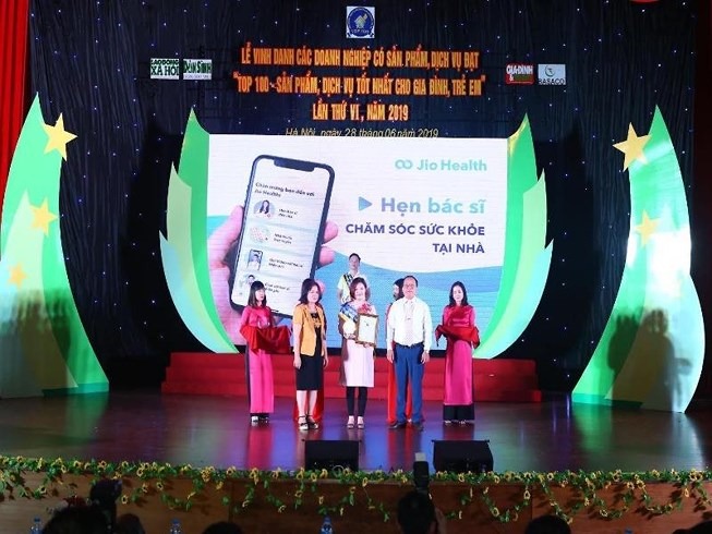 Ứng dụng đặt BS khám tại nhà Jio Health lọt top 100 sản phẩm cho gia đình