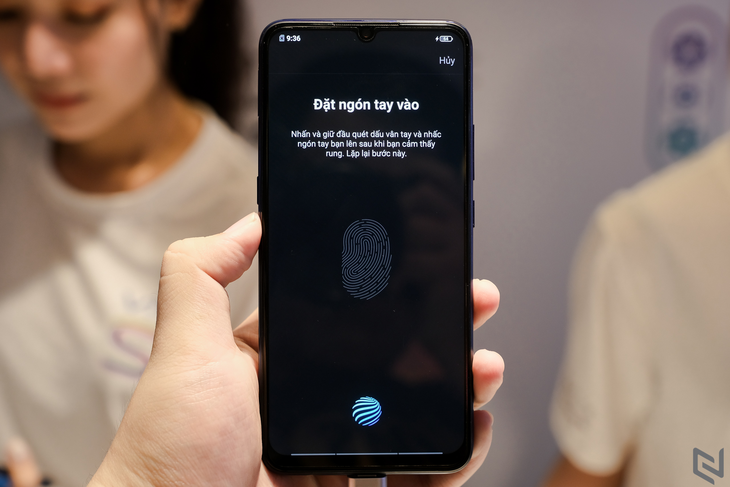 Kuo cho biết iPhone 2021 sẽ có cả Face ID và Touch ID bên dưới màn hình