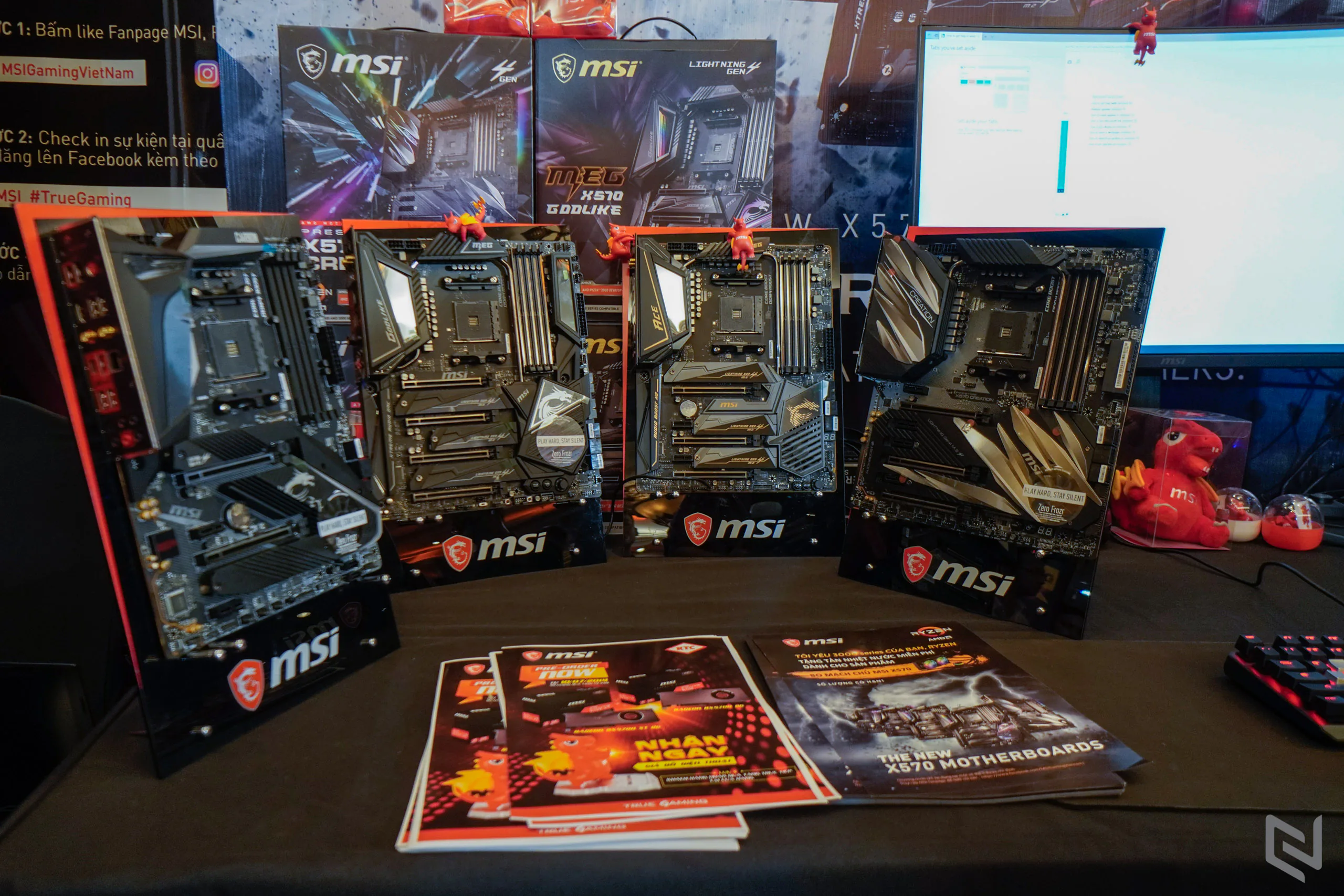 AMD ra mắt card đồ họa AMD Radeon RX 5700 và dòng chip xử lý máy bàn AMD Ryzen thế hệ thứ 3 tại Việt Nam