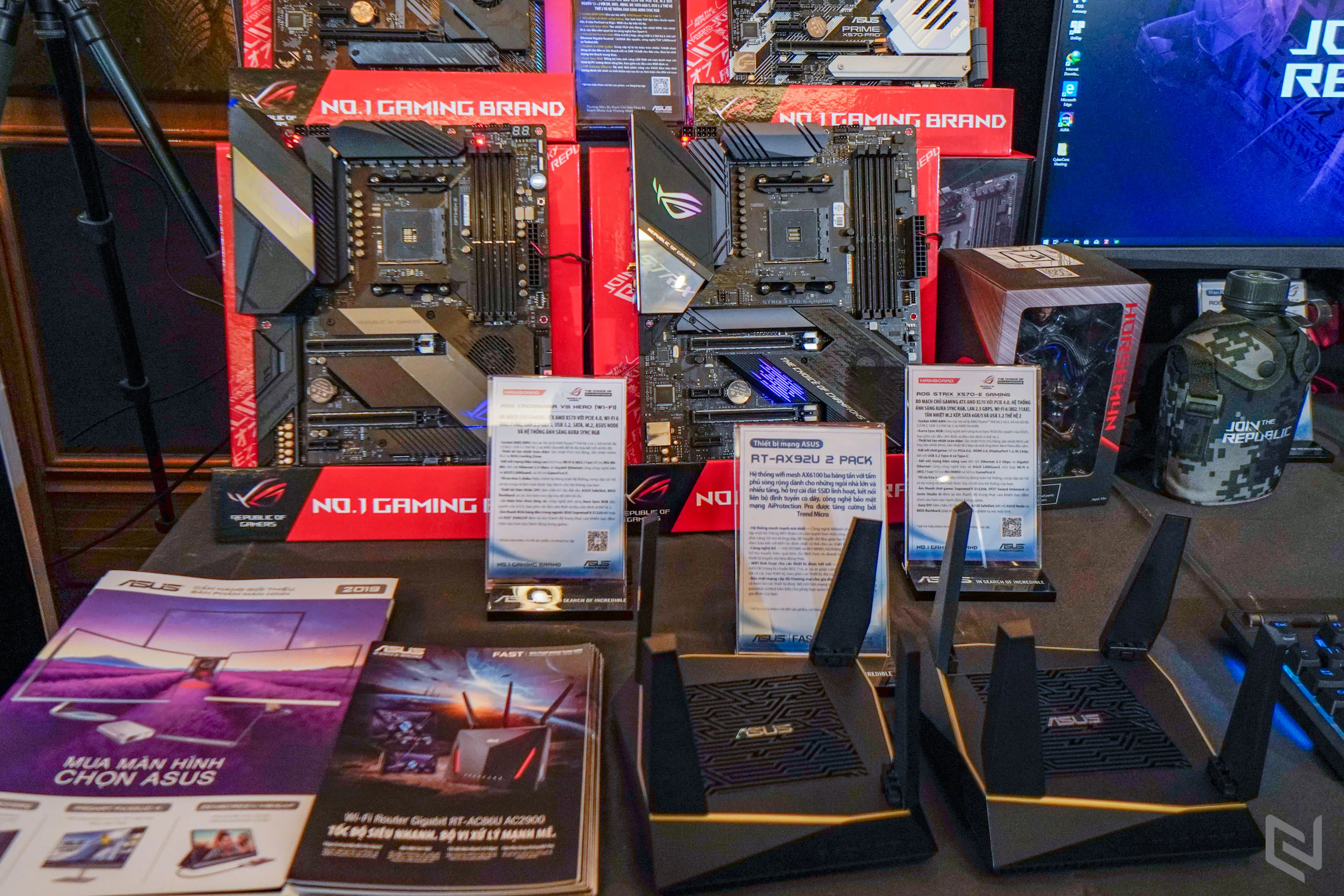 AMD ra mắt card đồ họa AMD Radeon RX 5700 và dòng chip xử lý máy bàn AMD Ryzen thế hệ thứ 3 tại Việt Nam