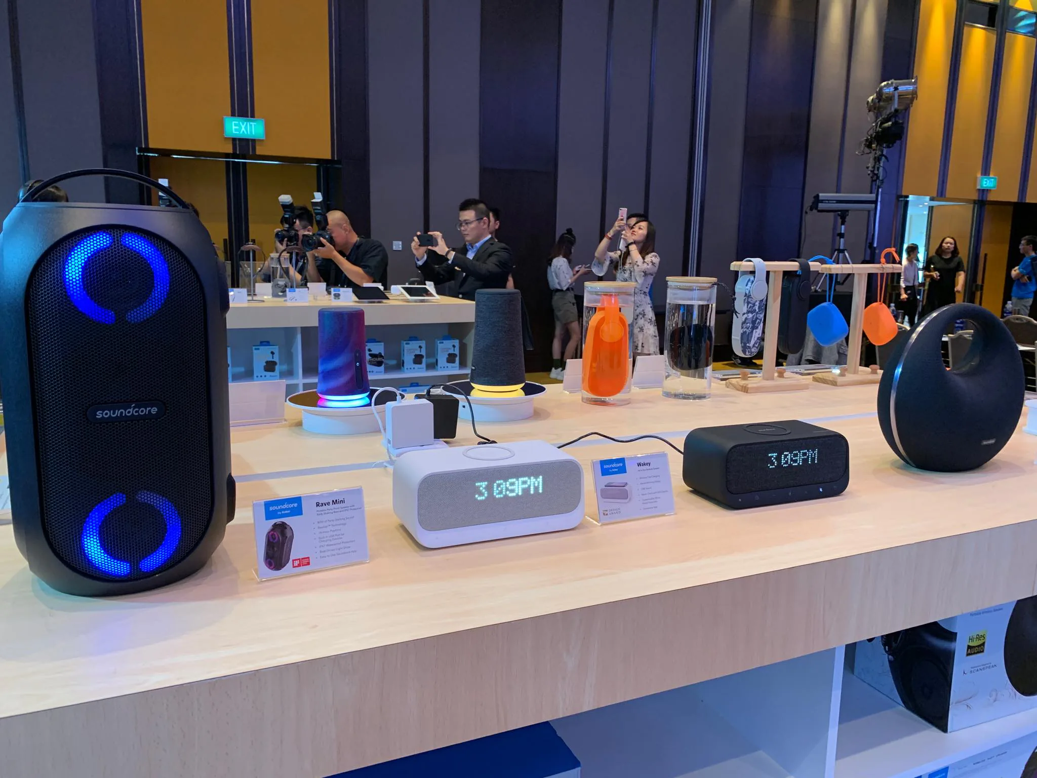 Anker Innovations giới thiệu loạt sản phẩm cáp, sạc, pin dự phòng, thiết bị âm thanh và hút bụi tại Việt Nam