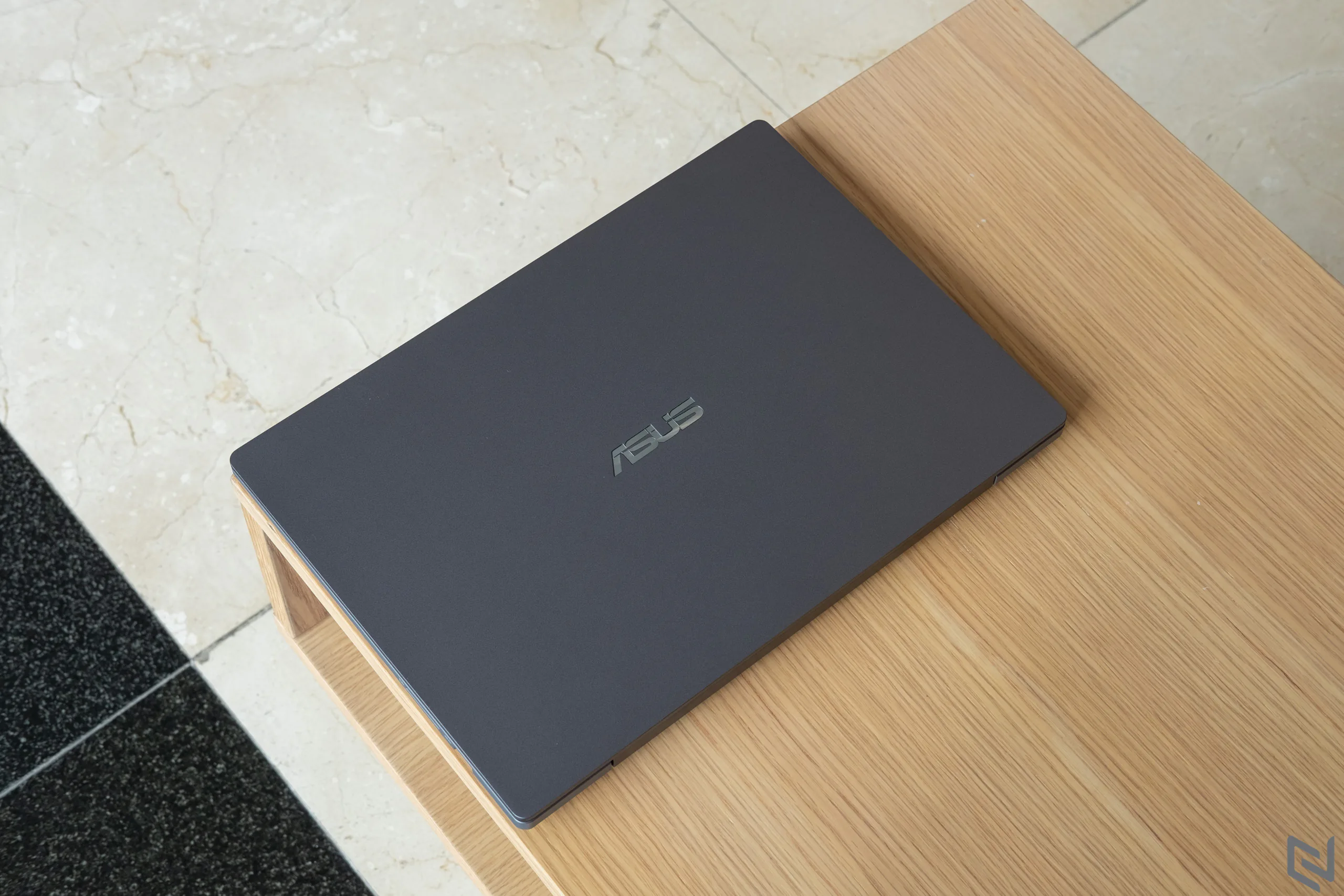 Đánh giá laptop ASUS ExpertBook P5440F: Độ bền đạt chuẩn quân đội nhưng vẫn gọn nhẹ và bảo mật dữ liệu cực cao