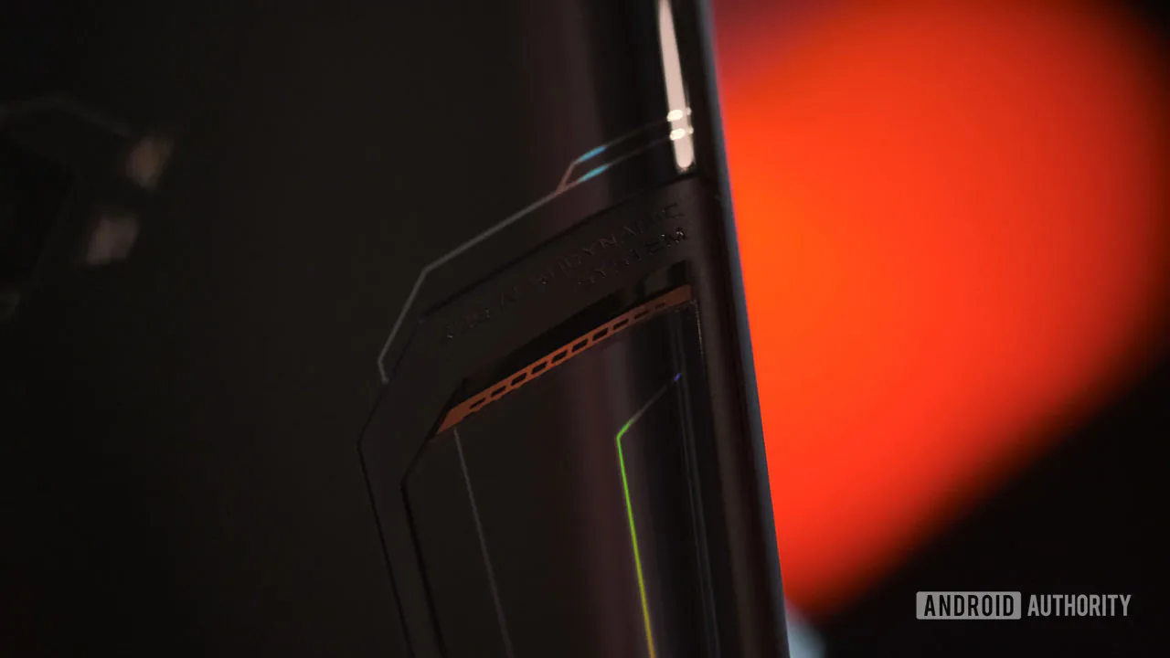 Trên tay ASUS ROG Phone 2: Trùm cuối smartphone chơi game xuất hiện, nhiều nâng cấp đáng giá so với phiên bản đầu