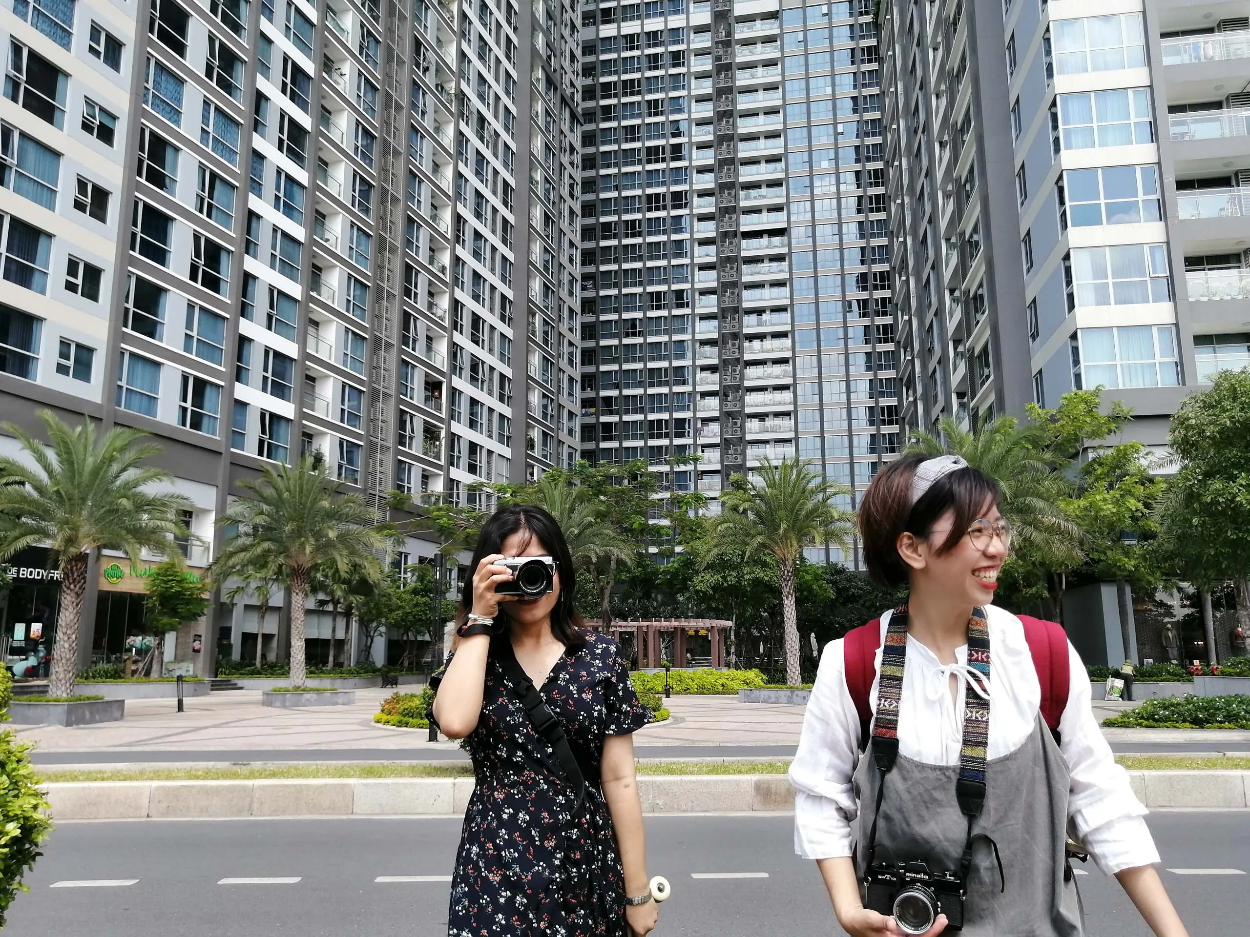 Honor 20 Lite cùng bộ ba camera của máy sẽ là trợ thủ đắc lực trong những chuyến dã ngoại cùng bạn bè