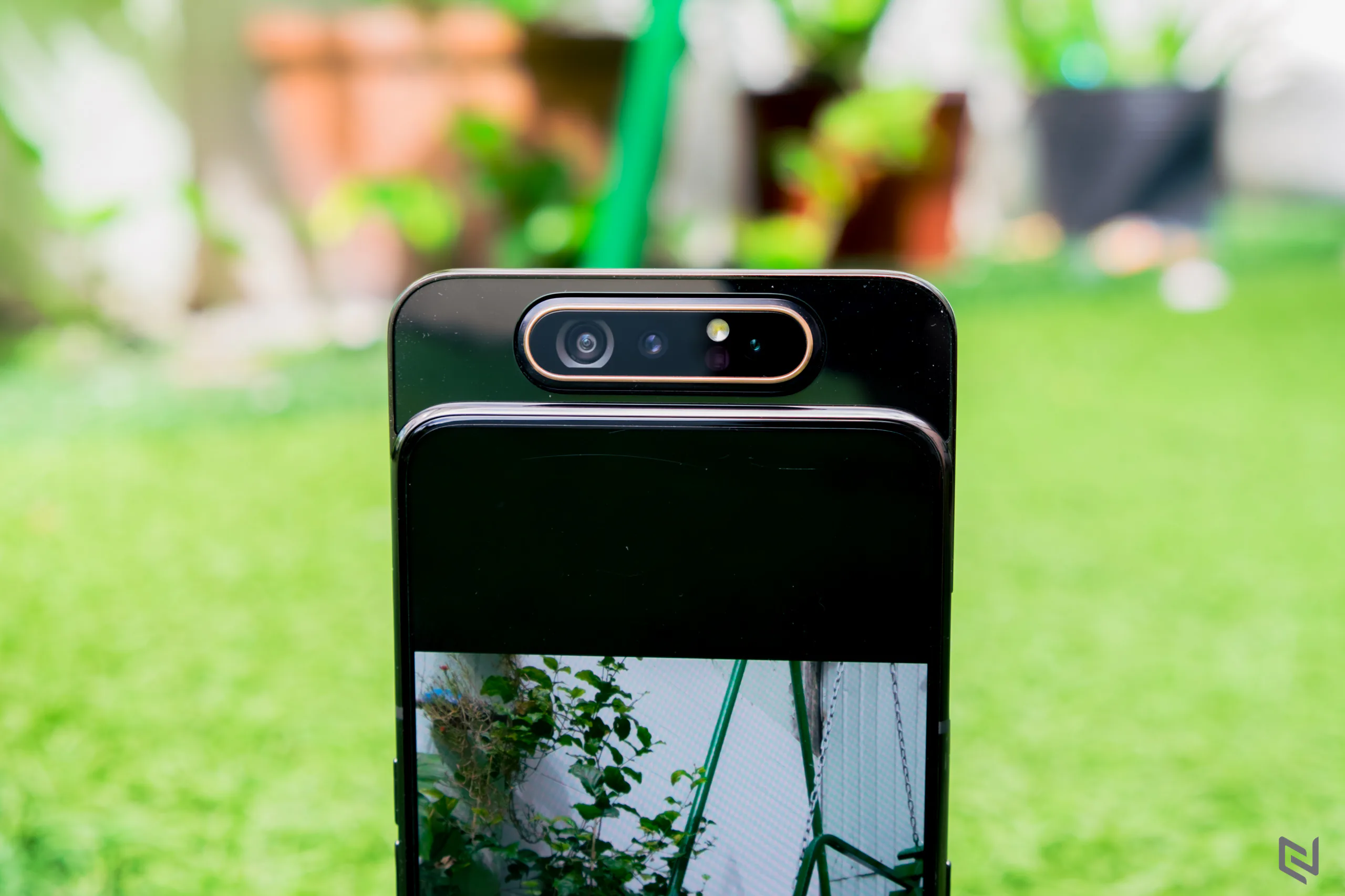 Đánh giá Samsung Galaxy A80: Thiết kế và công nghệ camera độc đáo, hiệu năng tốt, giá hơi cao