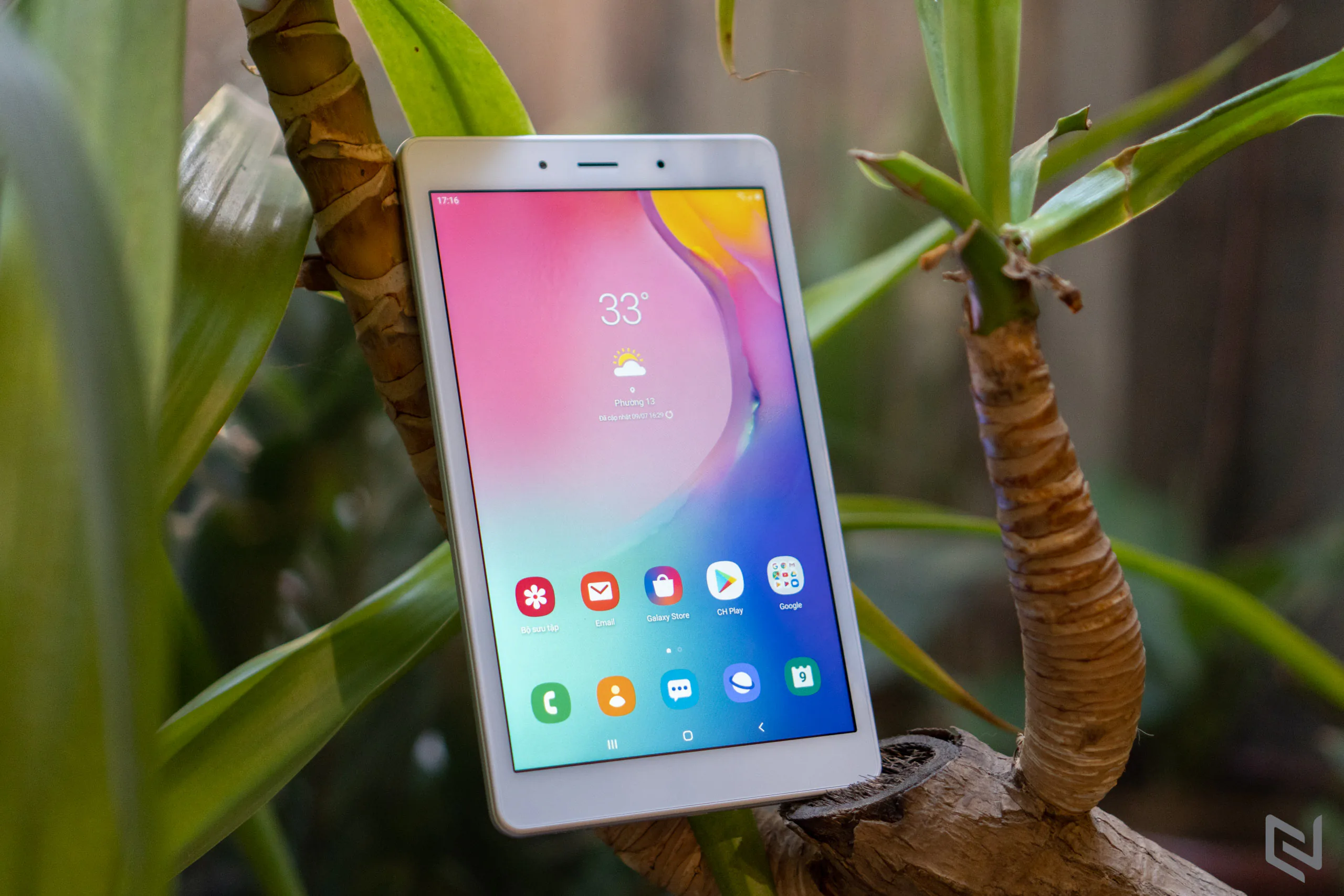 Trên tay điện thoại bảng Samsung Galaxy Tab A 8.0 (2019): màn hình lớn, pin lâu, nghe gọi điện thoại theo cách riêng của bạn