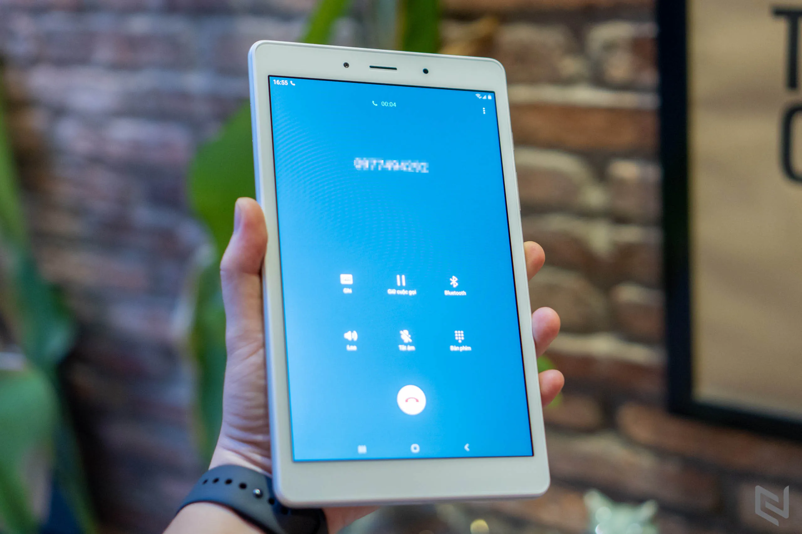 Trên tay điện thoại bảng Samsung Galaxy Tab A 8.0 (2019): màn hình lớn, pin lâu, nghe gọi điện thoại theo cách riêng của bạn