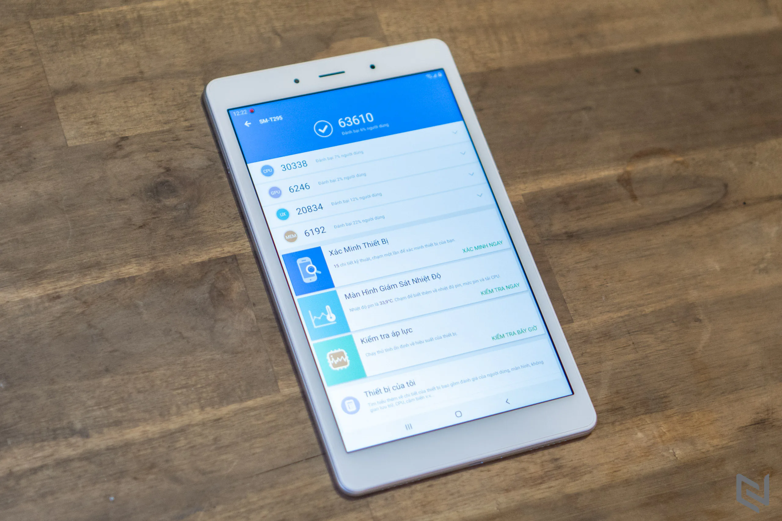 Trên tay điện thoại bảng Samsung Galaxy Tab A 8.0 (2019): màn hình lớn, pin lâu, nghe gọi điện thoại theo cách riêng của bạn