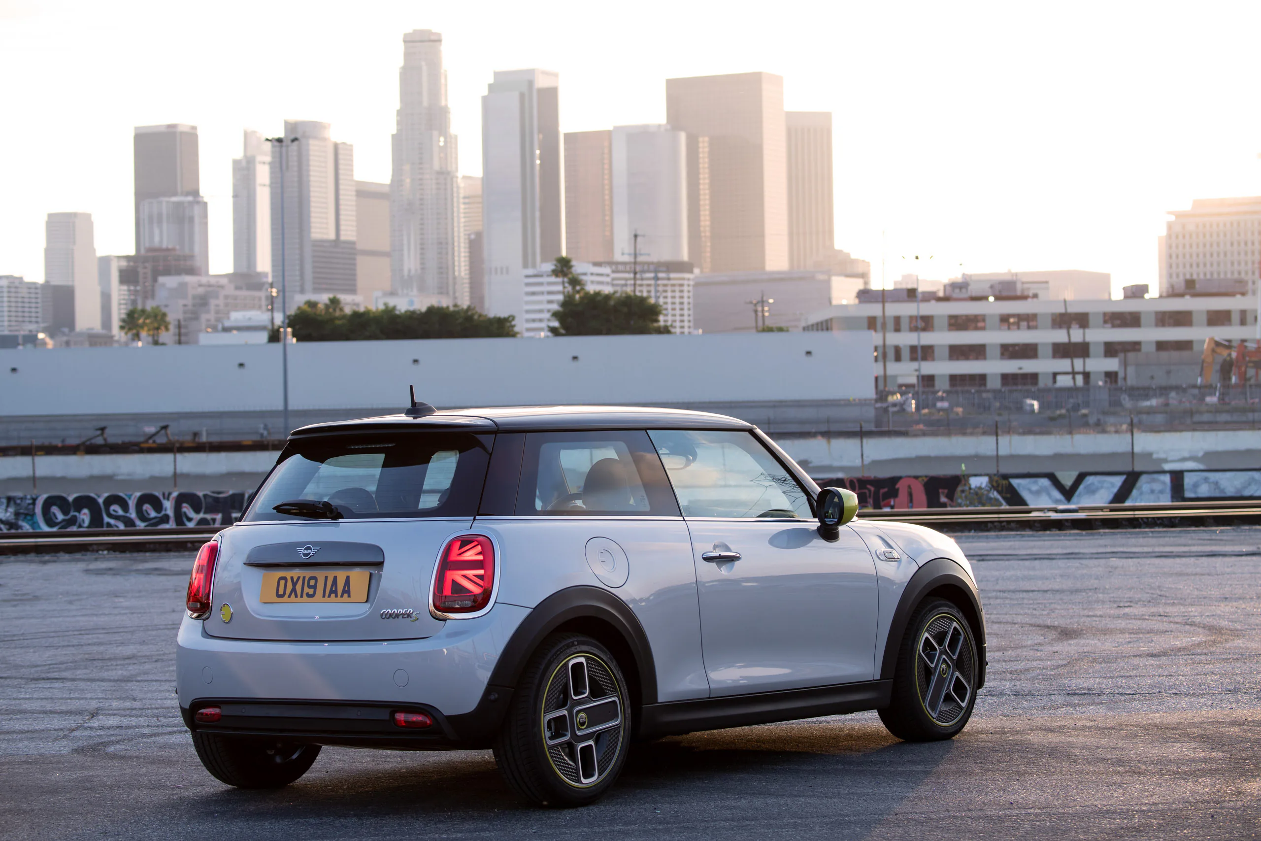 MINI ra mắt xe điện Cooper SE động cơ 184 mã lực, tốc độ tối đa 150km/h, đi được tối đa 270 km sau một lần sạc đầy