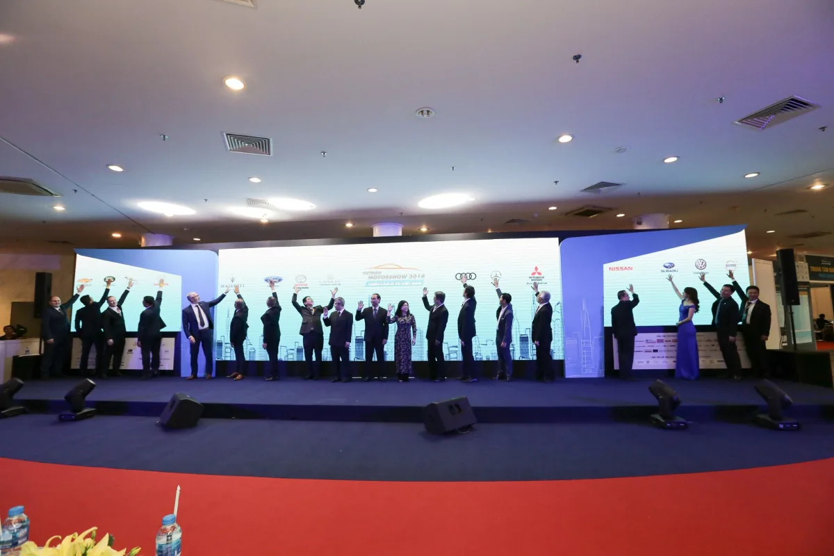 Triển lãm ô tô Việt Nam 2019 Vietnam Motor Show chính thức khởi động, quy tụ 14 hãng xe hàng đầu thế giới