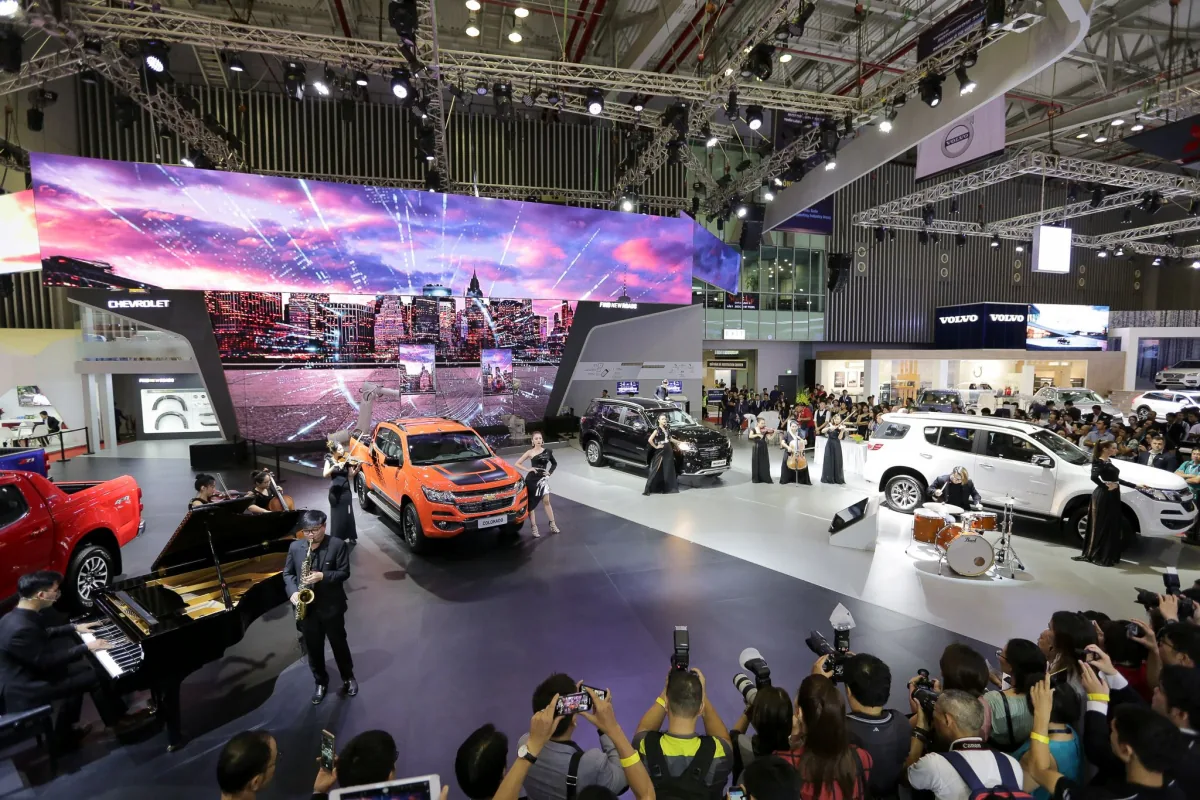 Triển lãm ô tô Việt Nam 2019 Vietnam Motor Show chính thức khởi động, quy tụ 14 hãng xe hàng đầu thế giới