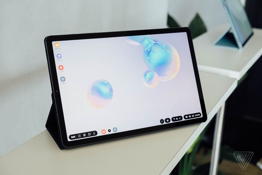 Samsung ra mắt Galaxy Tab S6, định nghĩa trải nghiệm 'PC' với tablet và đối đầu với iPad Pro