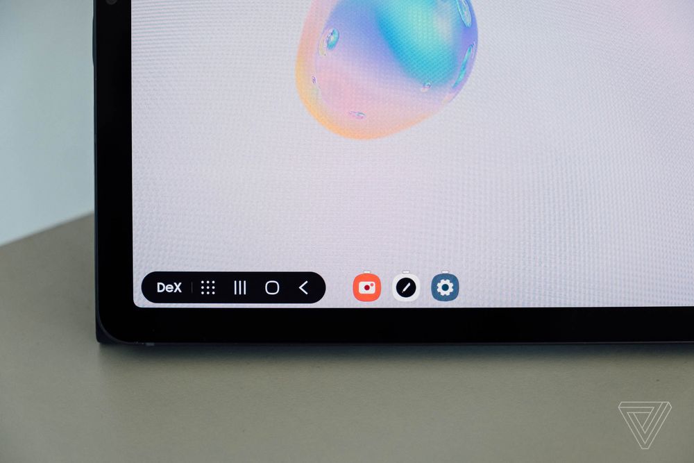 Samsung ra mắt Galaxy Tab S6, định nghĩa trải nghiệm 'PC' với tablet và đối đầu với iPad Pro