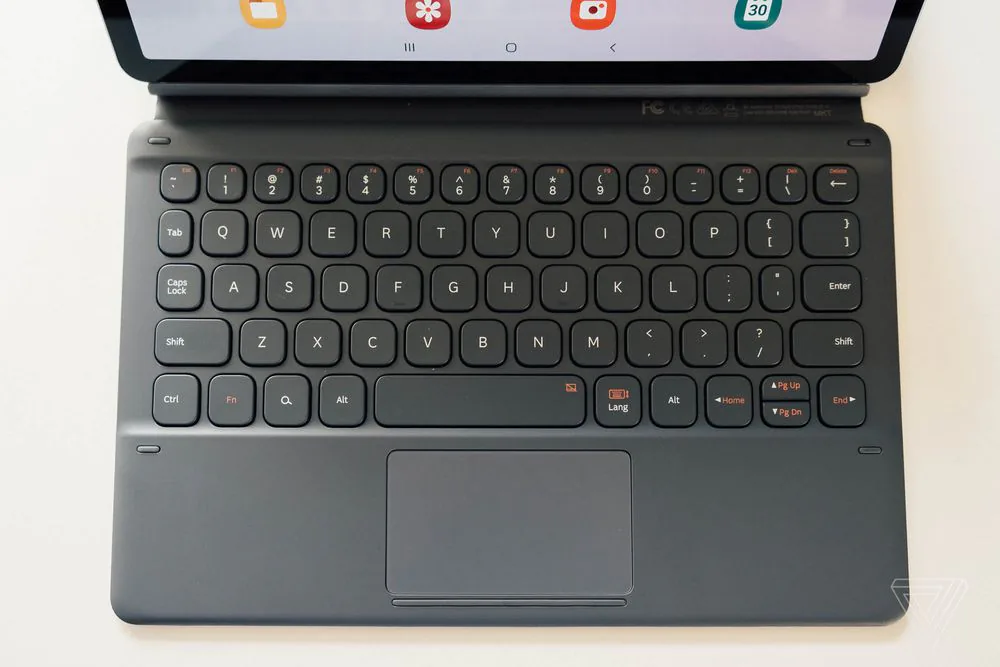 Samsung ra mắt Galaxy Tab S6, định nghĩa trải nghiệm 'PC' với tablet và đối đầu với iPad Pro