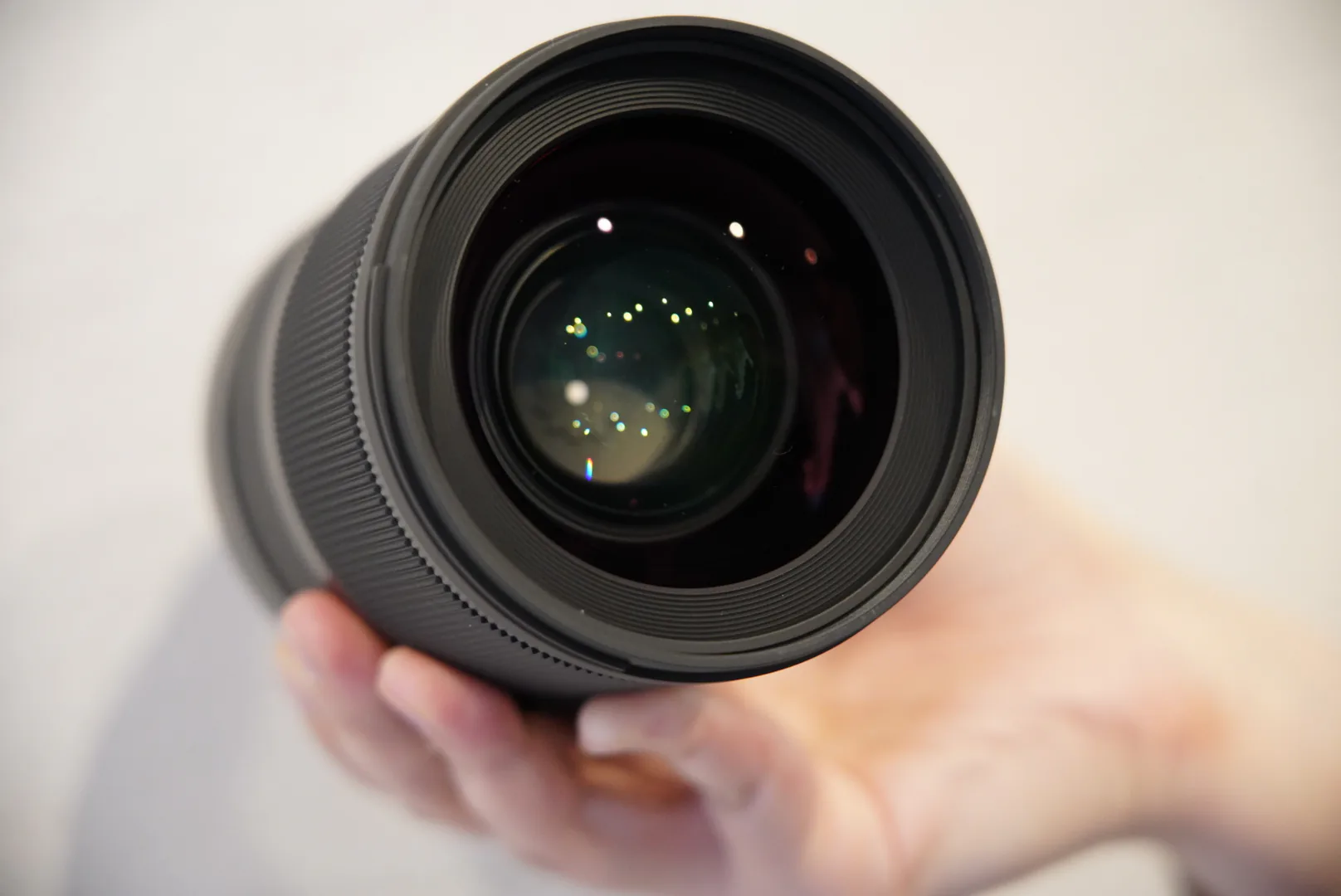 Trên tay bộ ba ống kính SIGMA 35mm F1.2, 45mm F2.8 và 14-24mm mới