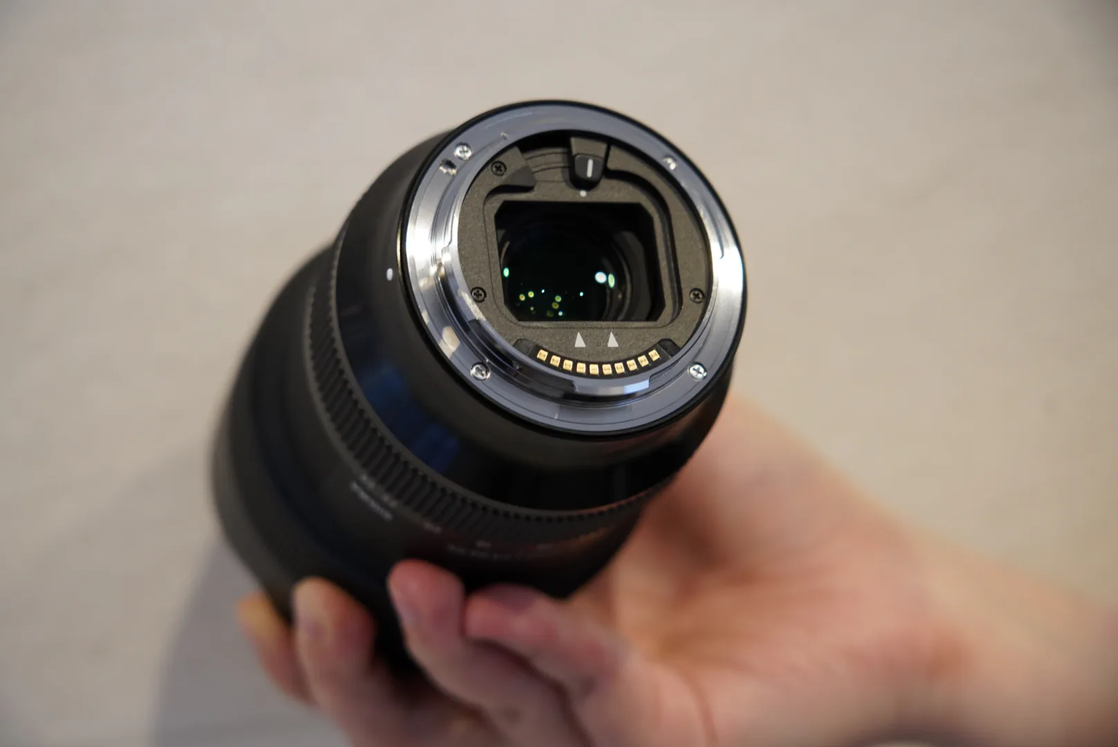 Trên tay bộ ba ống kính SIGMA 35mm F1.2, 45mm F2.8 và 14-24mm mới