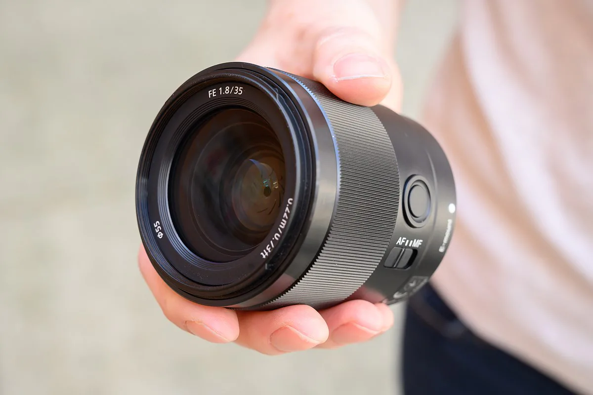 5 ống kính một tiêu cự của Sony dành cho nhiếp ảnh đường phố