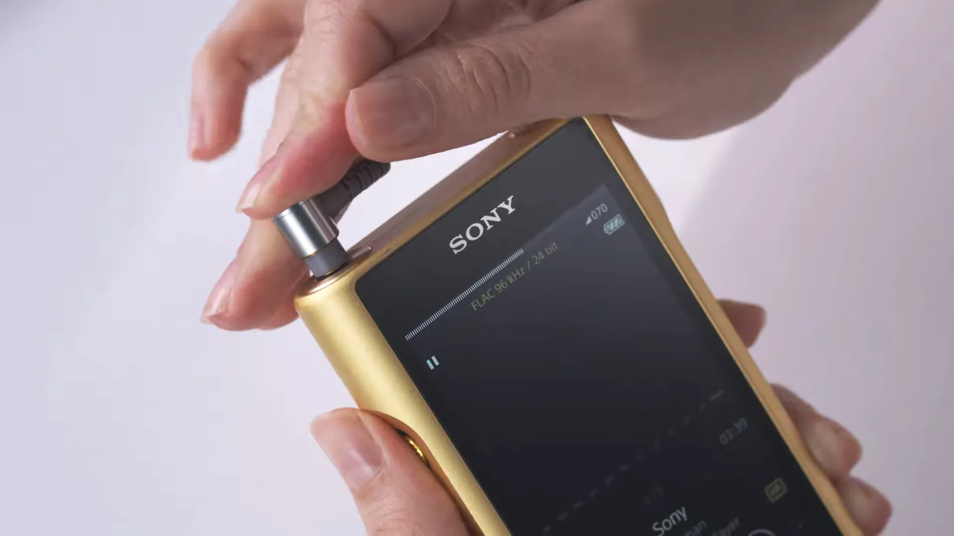 Sony kỷ niệm 40 năm với sự kiện 230-Walkman tại Nhật Bản