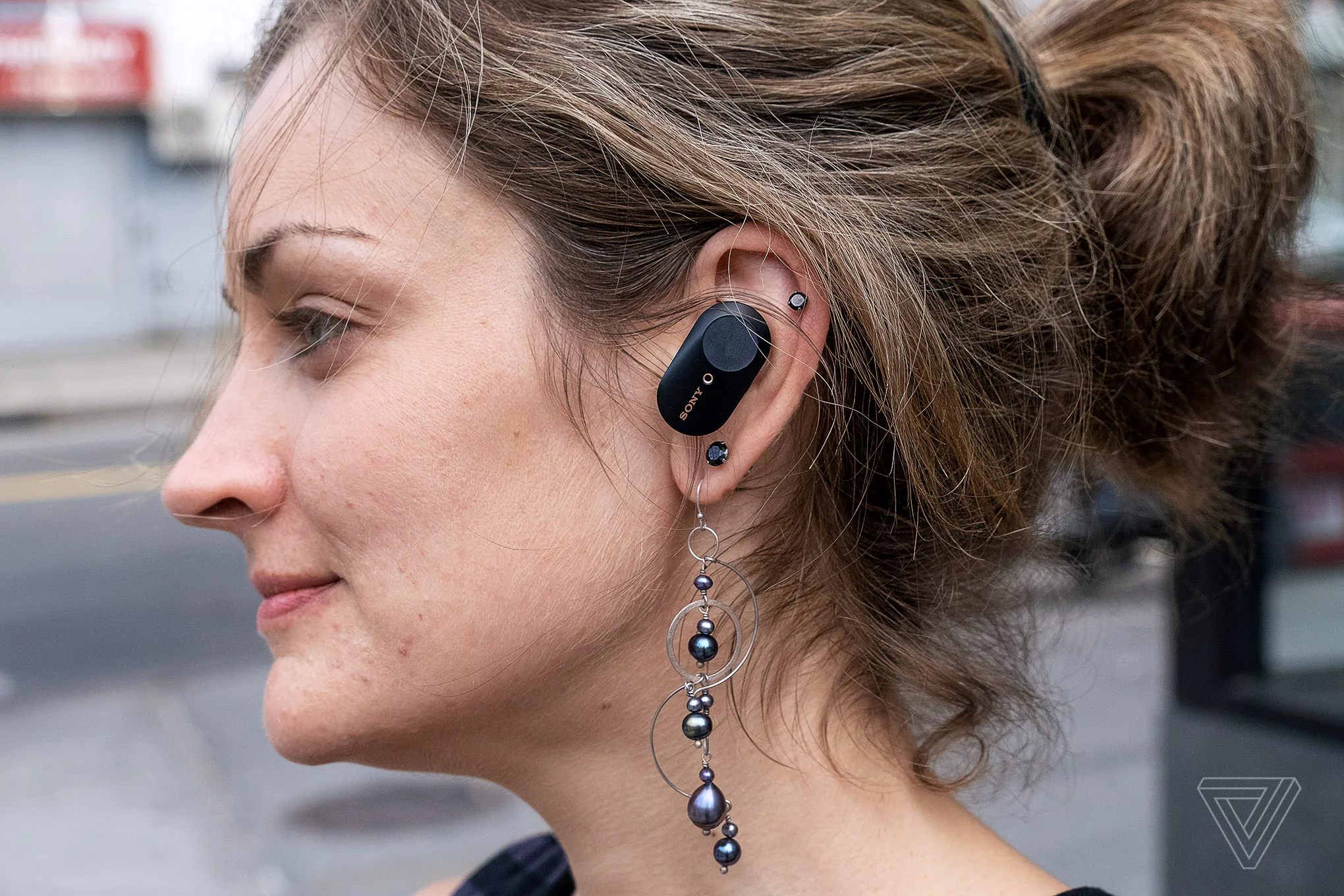 Sony ra mắt WF-1000XM3, tai nghe true wireless, có khử âm đa năng