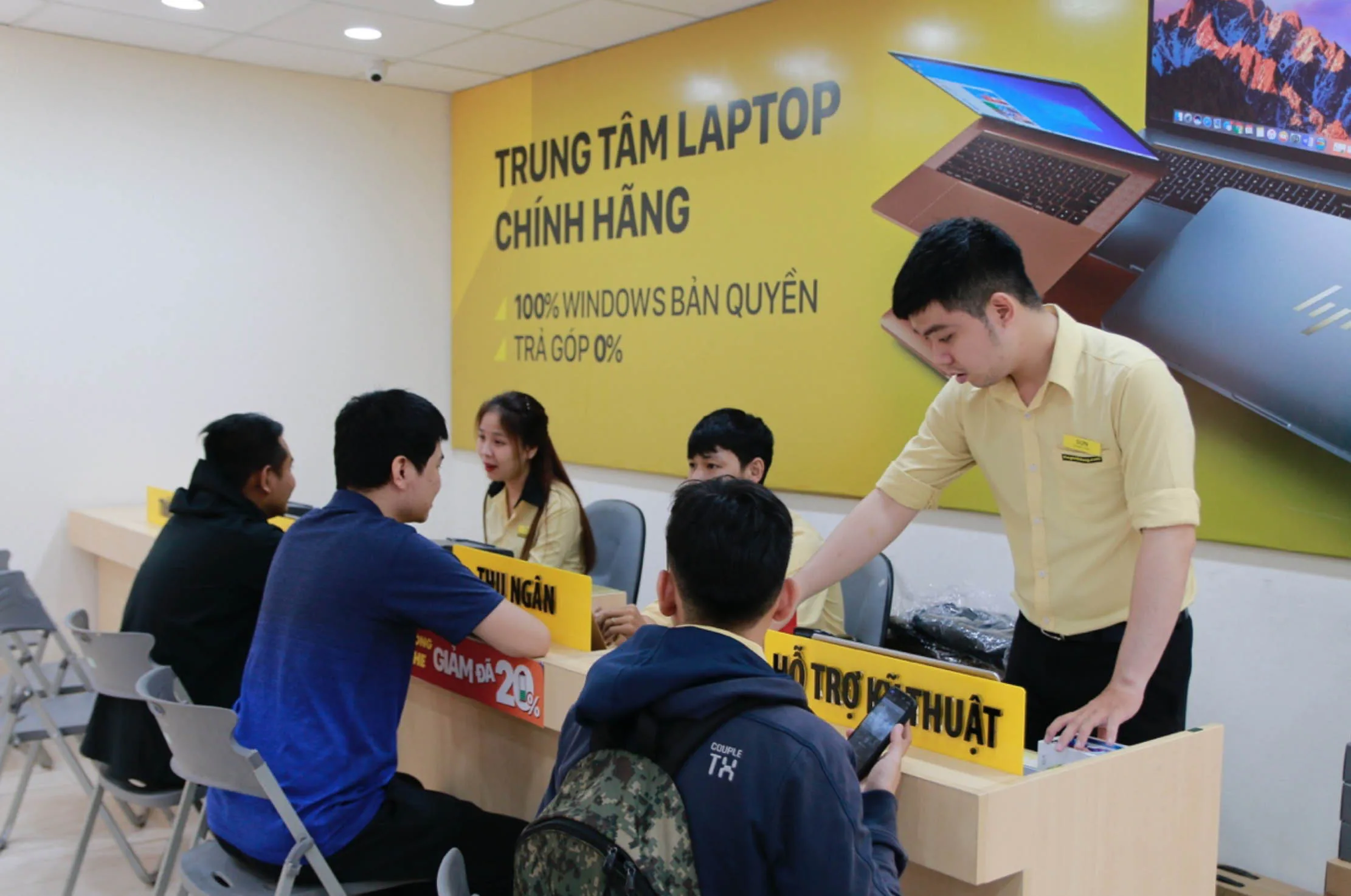 Không cần chờ đợi ship từ nước ngoài, game thủ có thể mua ngay laptop gaming từ cửa hàng mới toanh này của Thế Giới Di Động