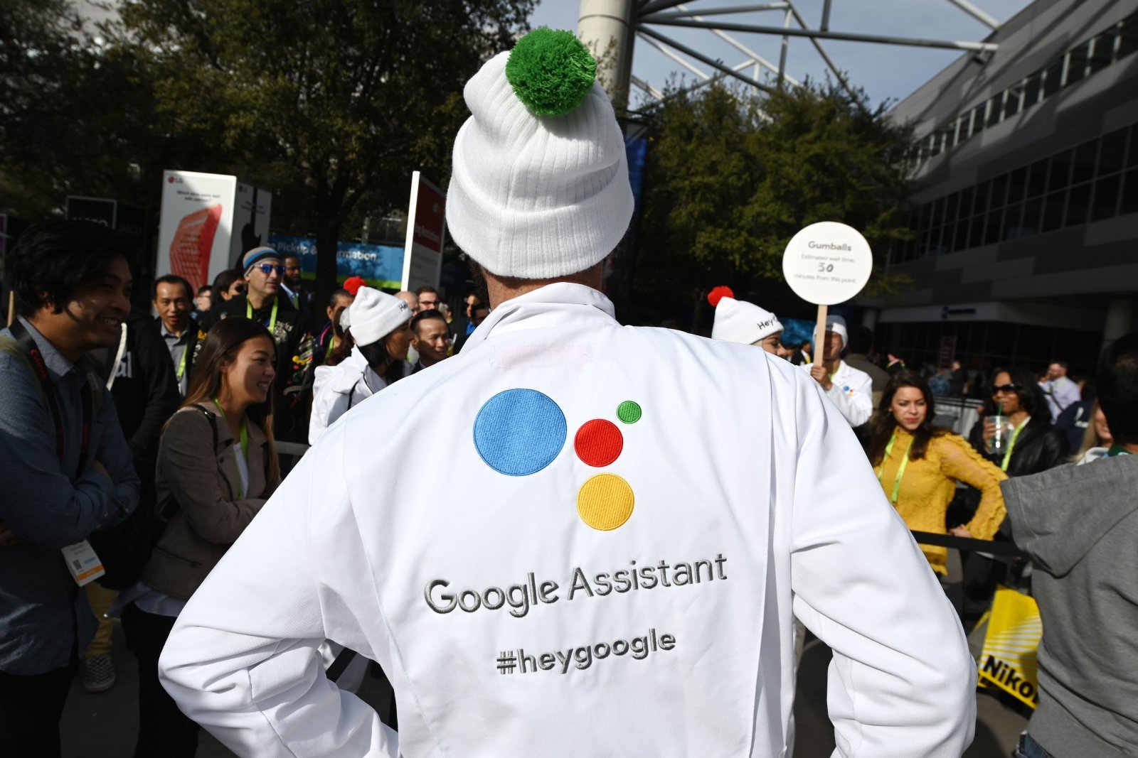 Trợ lý ảo Google Assistant giờ đã có thể đọc được tin nhắn bên ứng dụng thứ ba