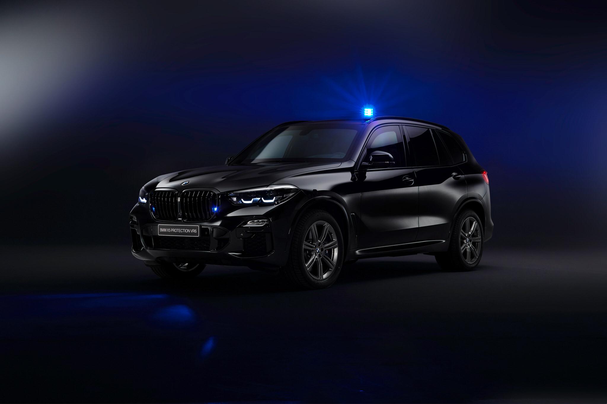 BWM ra mắt siêu xe bảo vệ cực tốt, vượt trội và chống đạn BMW X5 Protection VR6 mới
