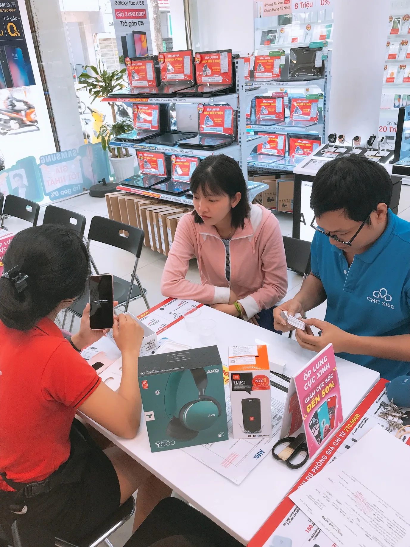 Galaxy A80 chính thức mở bán đến tay người dùng tại CellphoneS từ ngày hôm nay 1/8, giá hấp dẫn hơn
