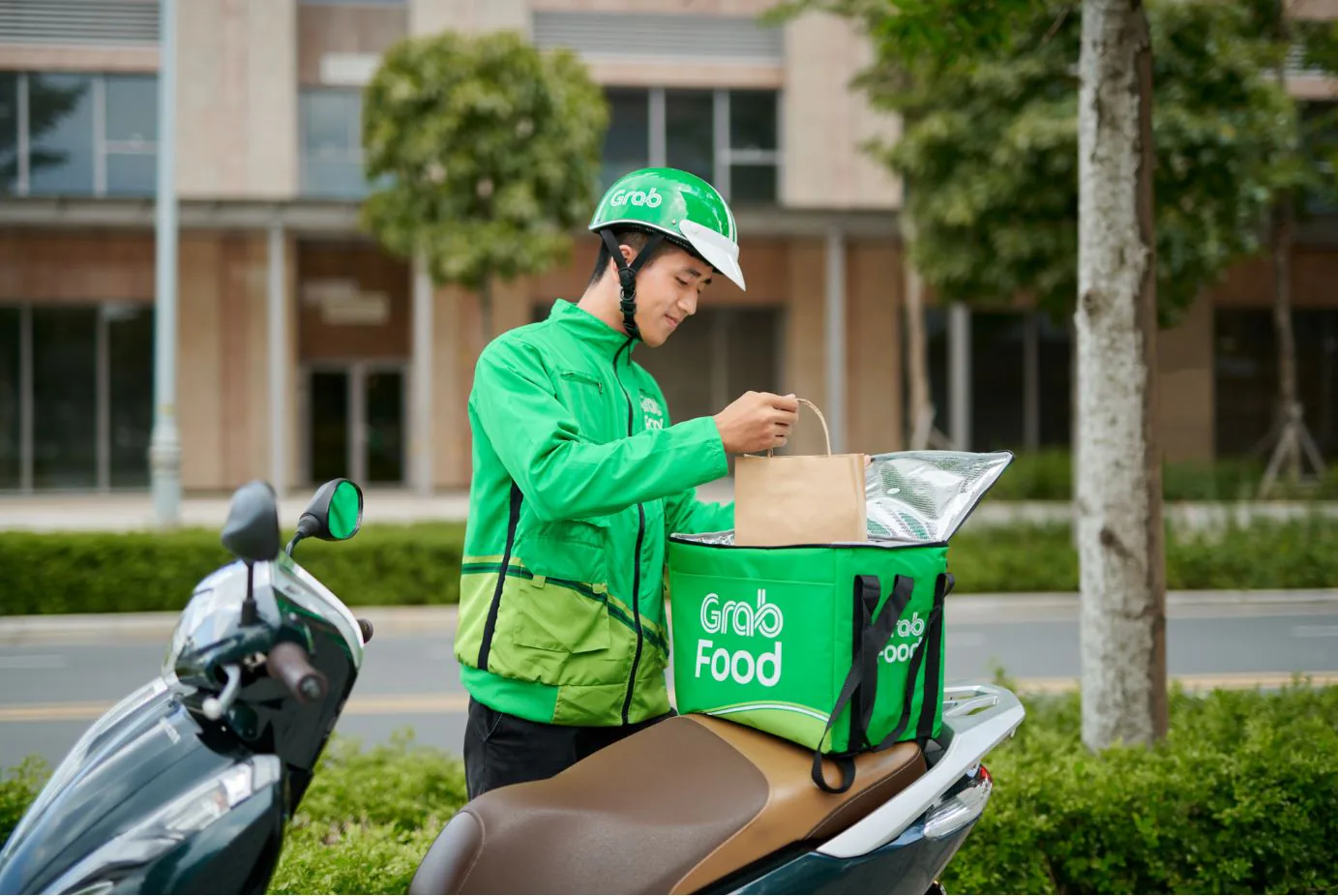 Grab thử nghiệm tính năng mới, người dùng có thể cùng lúc đặt đến 4 đơn hàng GrabFood