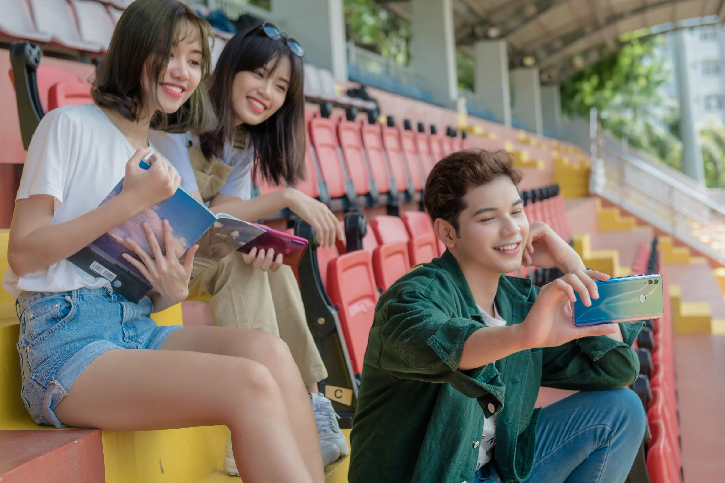 Tựu trường cùng HONOR 10 Lite - quà tặng công nghệ hợp lý nhất dành cho các bạn trẻ