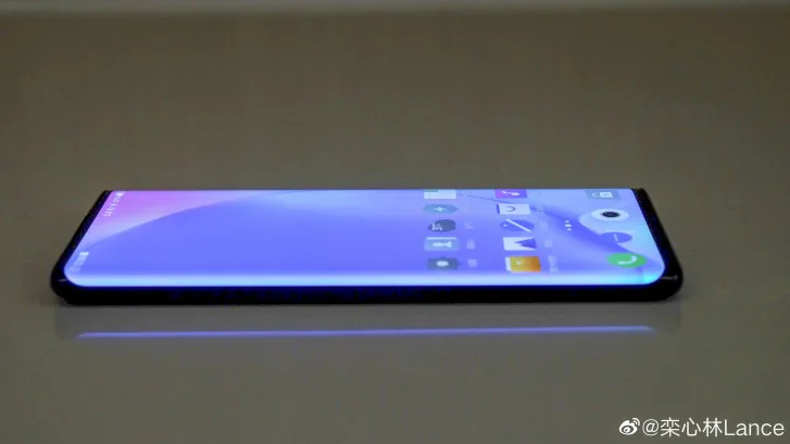 Vivo tiếp tục để lộ ảnh NEX 3 với màn hình cong "Waterfall"