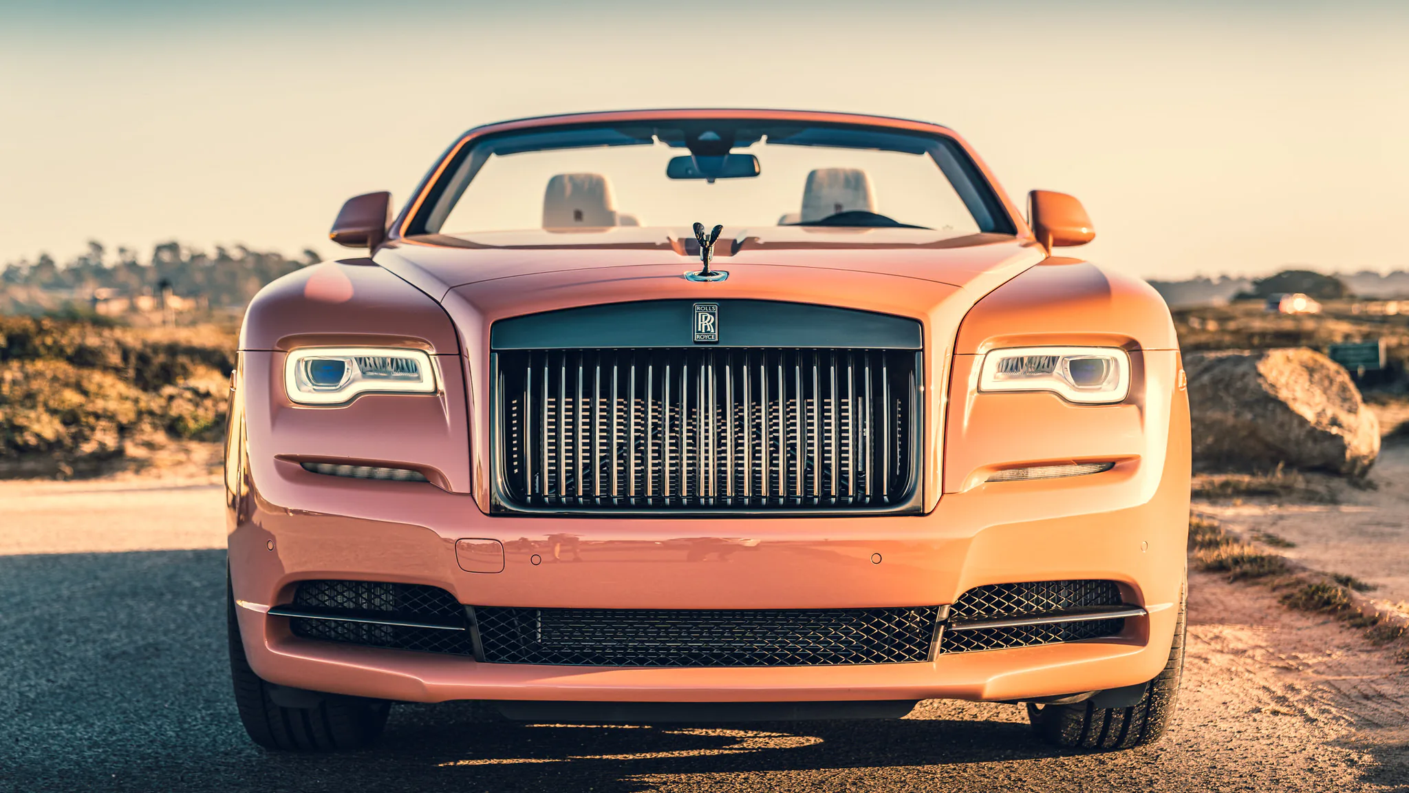 Rolls-Royce giới thiệu bộ sưu tập Ghost Zenith, chỉ có 50 chiếc và dàn xe màu Pastel cực độc chỉ 13 chiếc