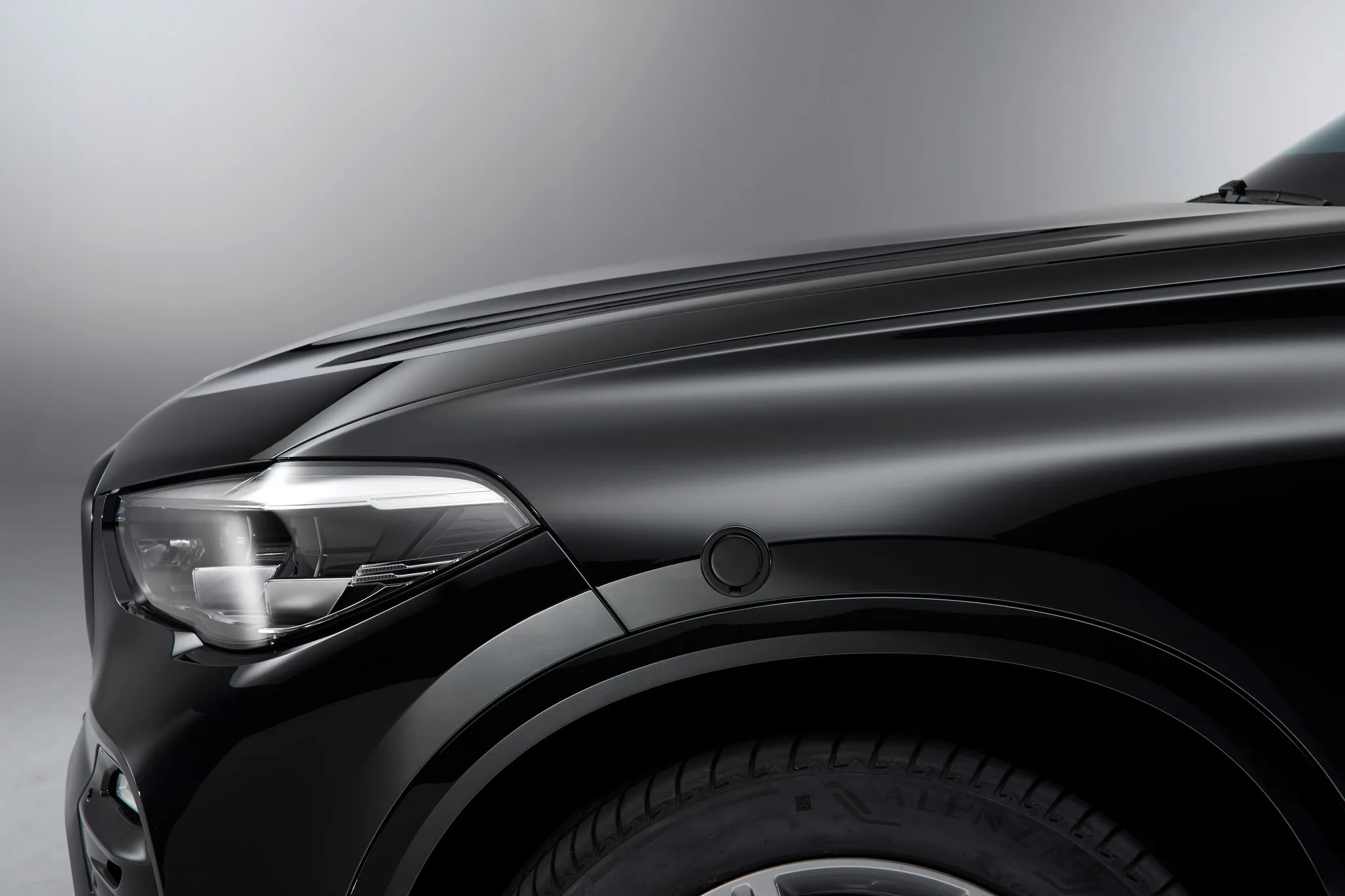 BWM ra mắt siêu xe bảo vệ cực tốt, vượt trội và chống đạn BMW X5 Protection VR6 mới