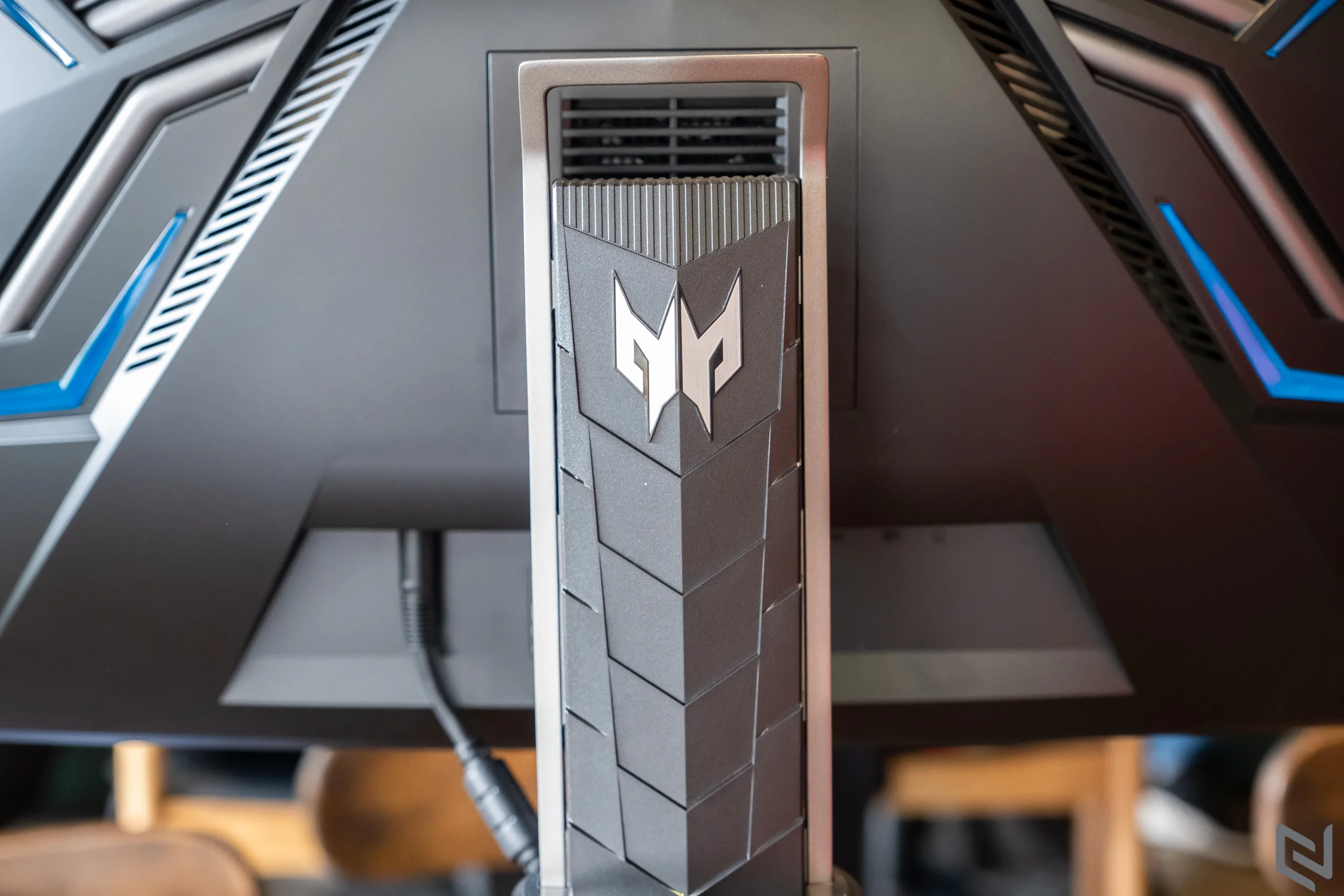 Trên tay màn hình Acer Predator X35: Thiết kế hầm hố đậm chất game thủ, trang bị công nghệ "tận răng"