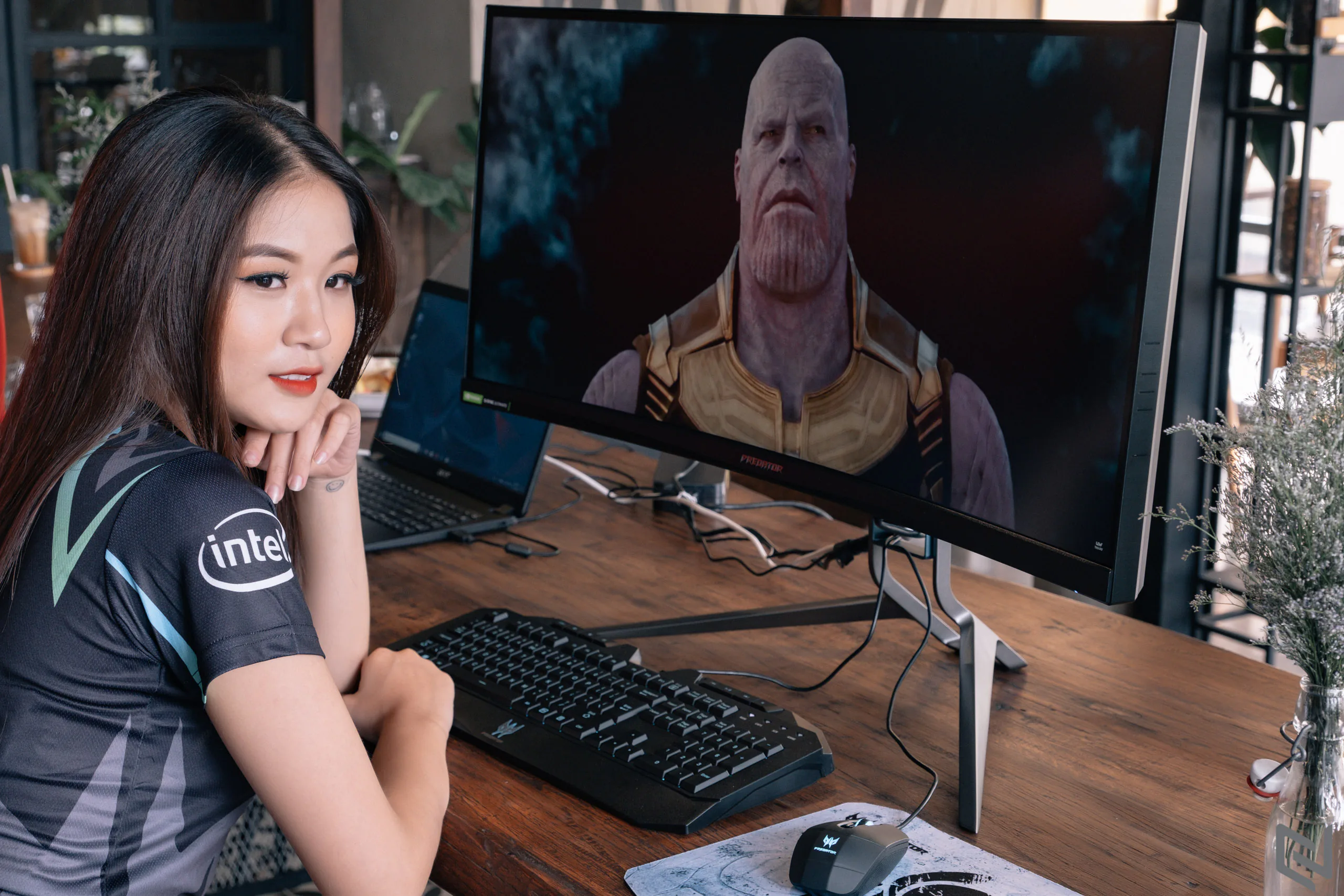 Trên tay màn hình Acer Predator X35: Thiết kế hầm hố đậm chất game thủ, trang bị công nghệ "tận răng"