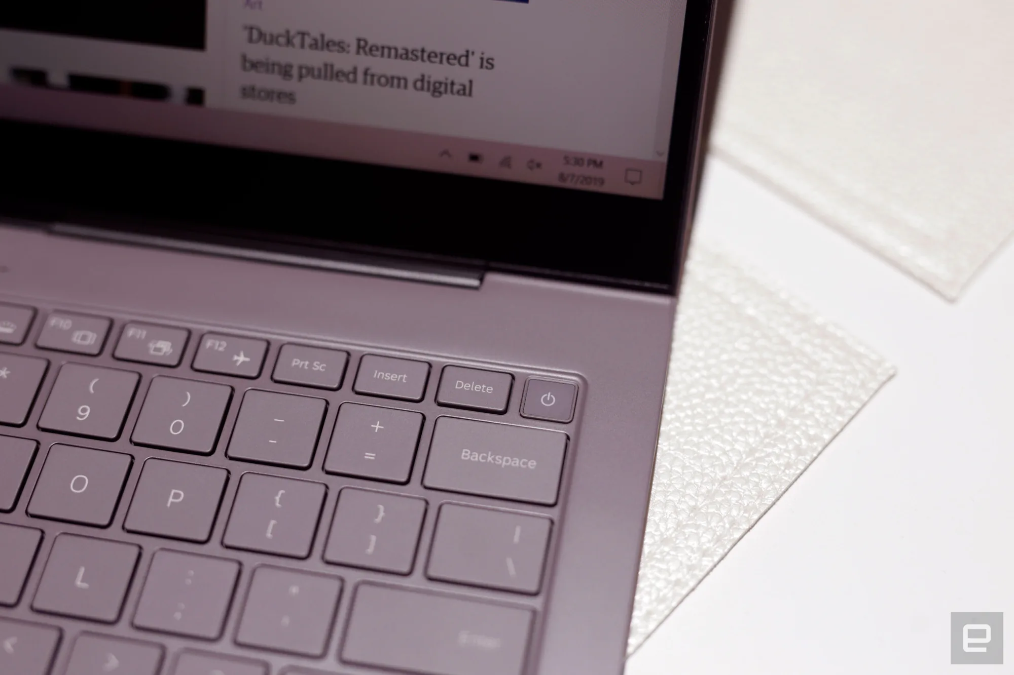 Trên tay Samsung Galaxy Book S: Thiết kế siêu mỏng-nhẹ, chạy Snapdragon 8cx và Windows 10
