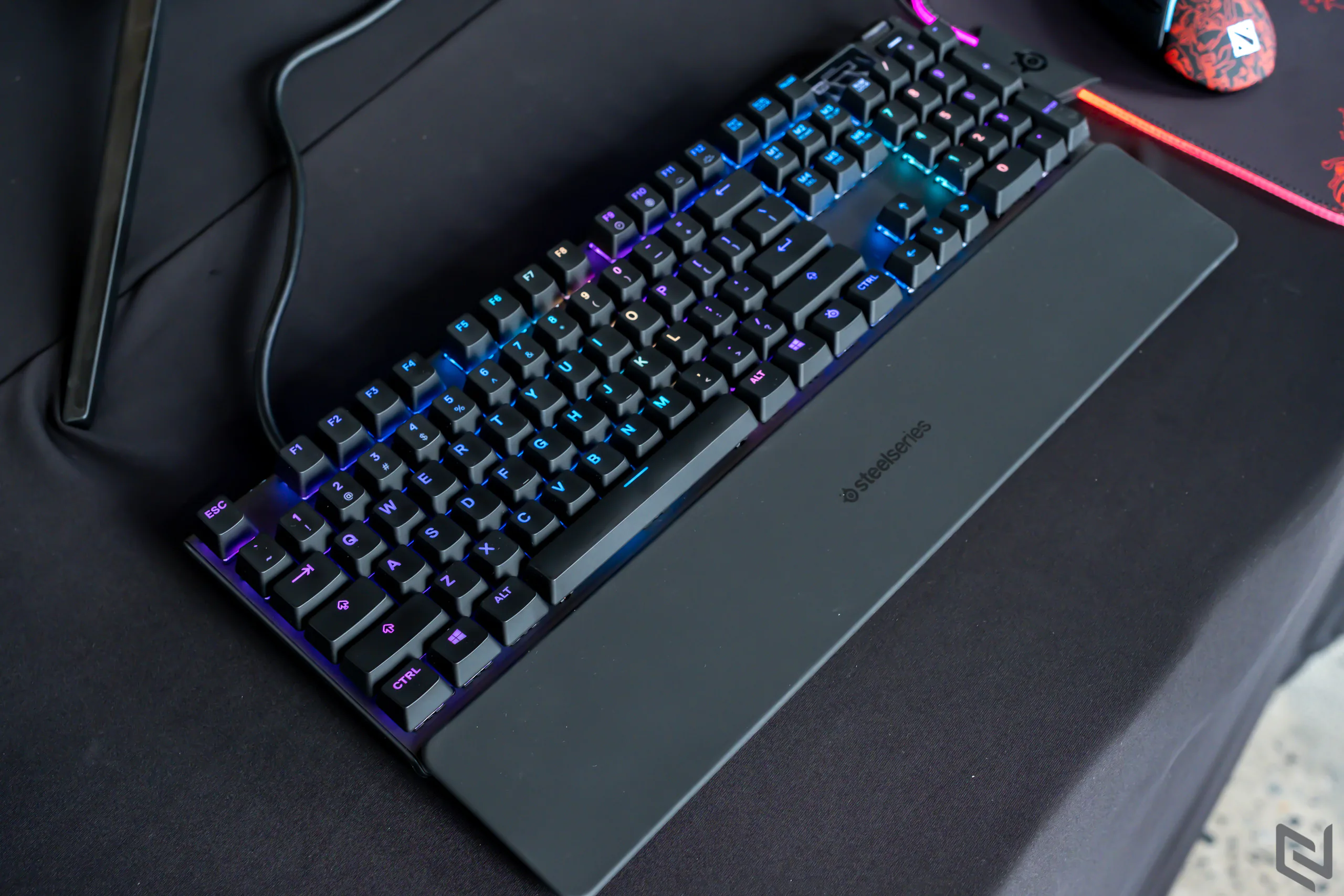 SteelSeries ra mắt phím cơ Apex Pro tại Việt Nam, bàn phím cơ có khả năng điều khiển lực nhấn