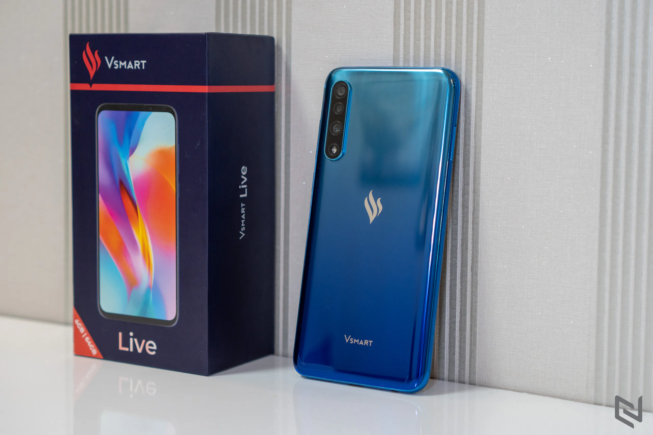 Đánh giá Vsmart Live: Tai thỏ vô nghĩa với màn hình đều và đẹp thế này, hiệu năng và phần mềm rất tốt trong tầm giá