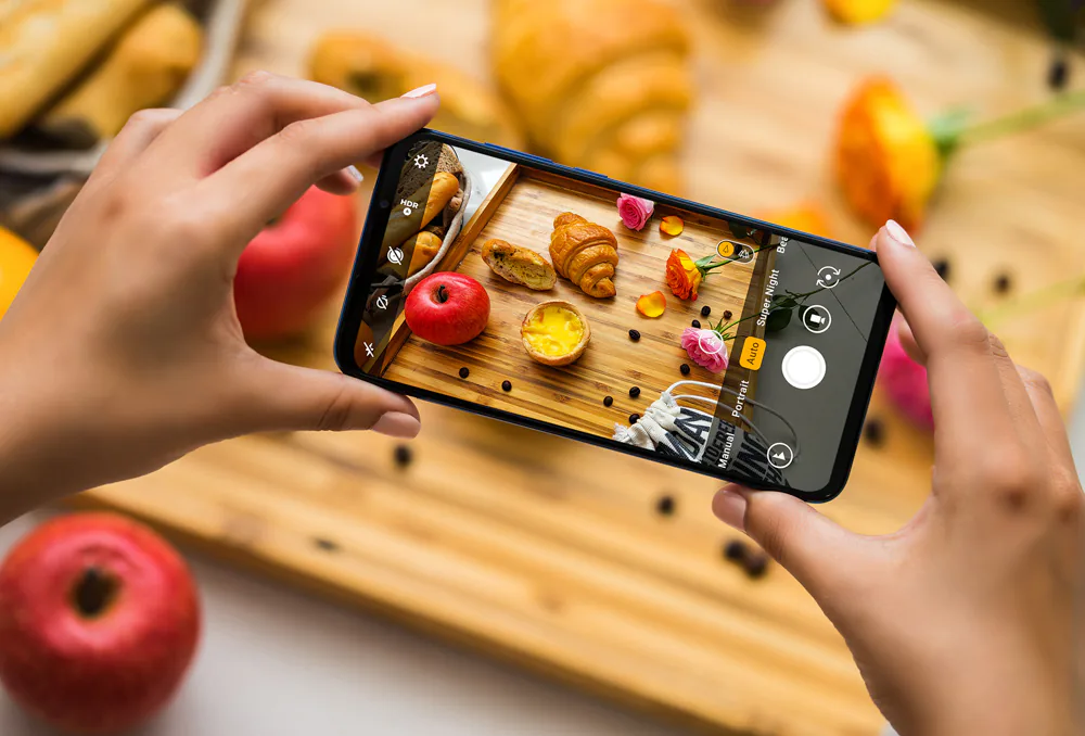 Vingroup ra mắt Vsmart Live, mở đầu cho Vsmart thế hệ 2, giá 6.9 triệu