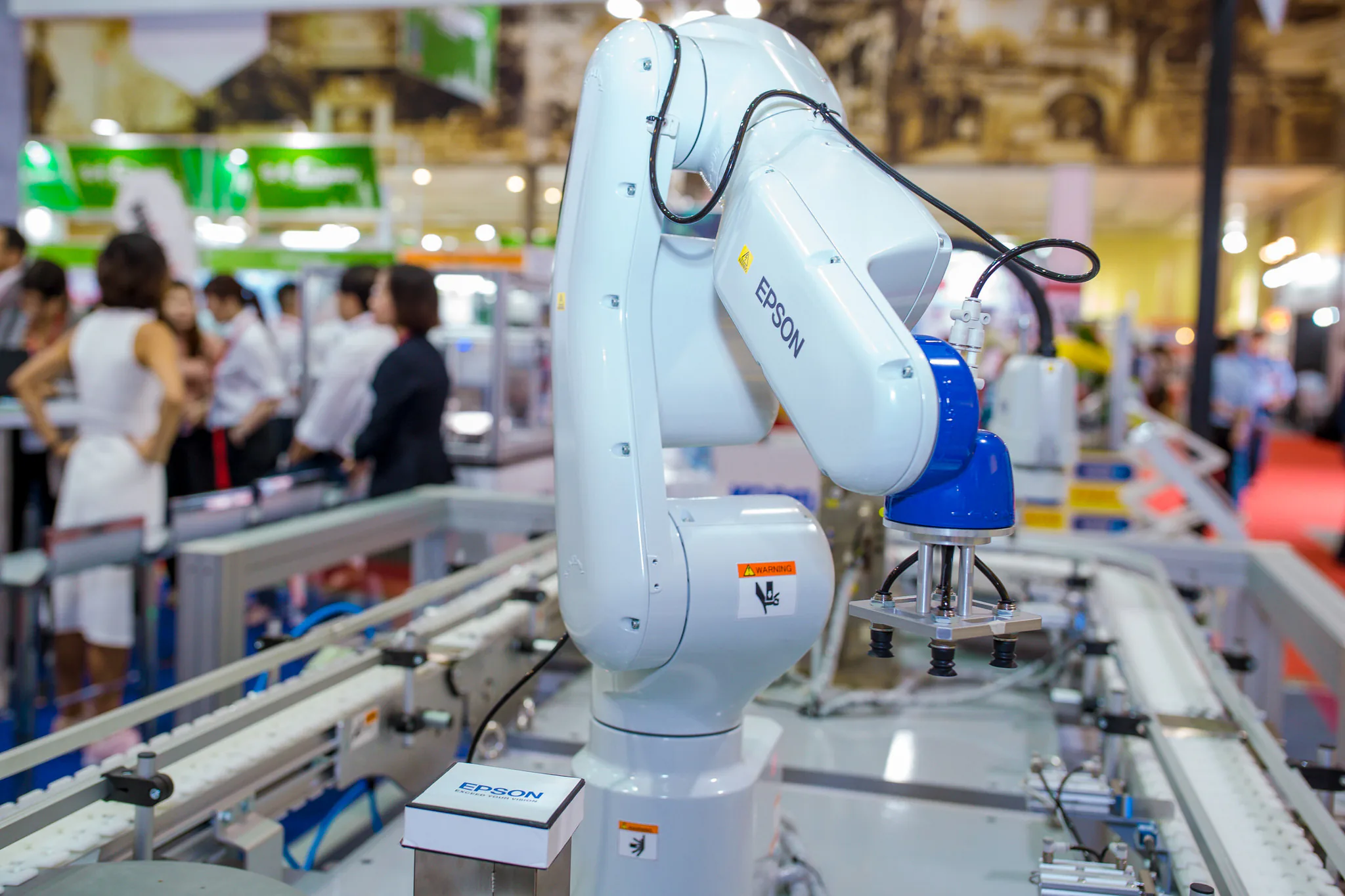 Epson chính thức đưa các giải pháp robot công nghiệp vào Việt Nam