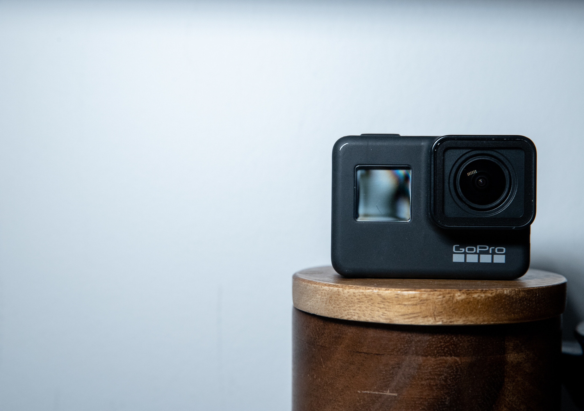 GoPro thế hệ tiếp theo có thể quay 4K 120fps, có màn hình và bộ phụ kiện đèn, micro