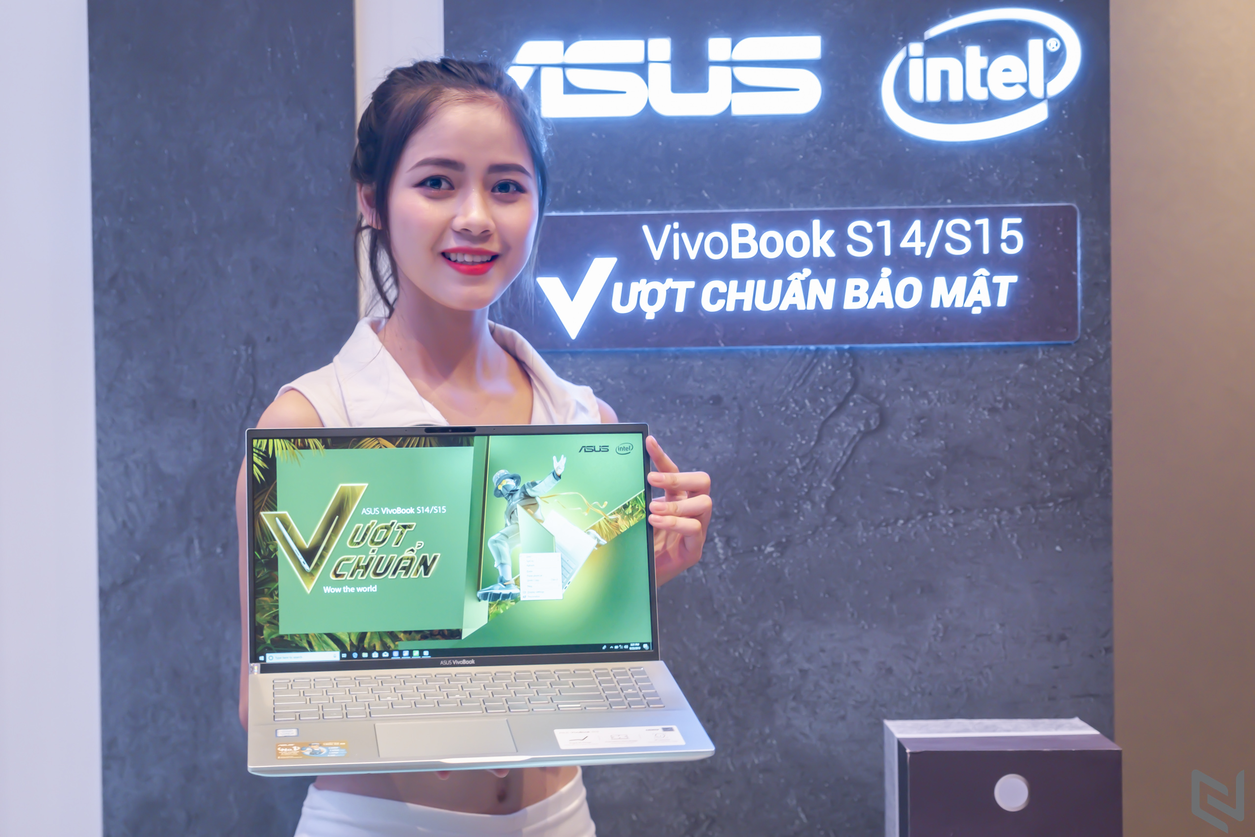 Ra mắt ASUS VivoBook S15/S14 (S531/S431): thiết kế đa sắc màu, camera 3D hồng ngoại, 512GB SSD, tích hợp Intel Optane H10