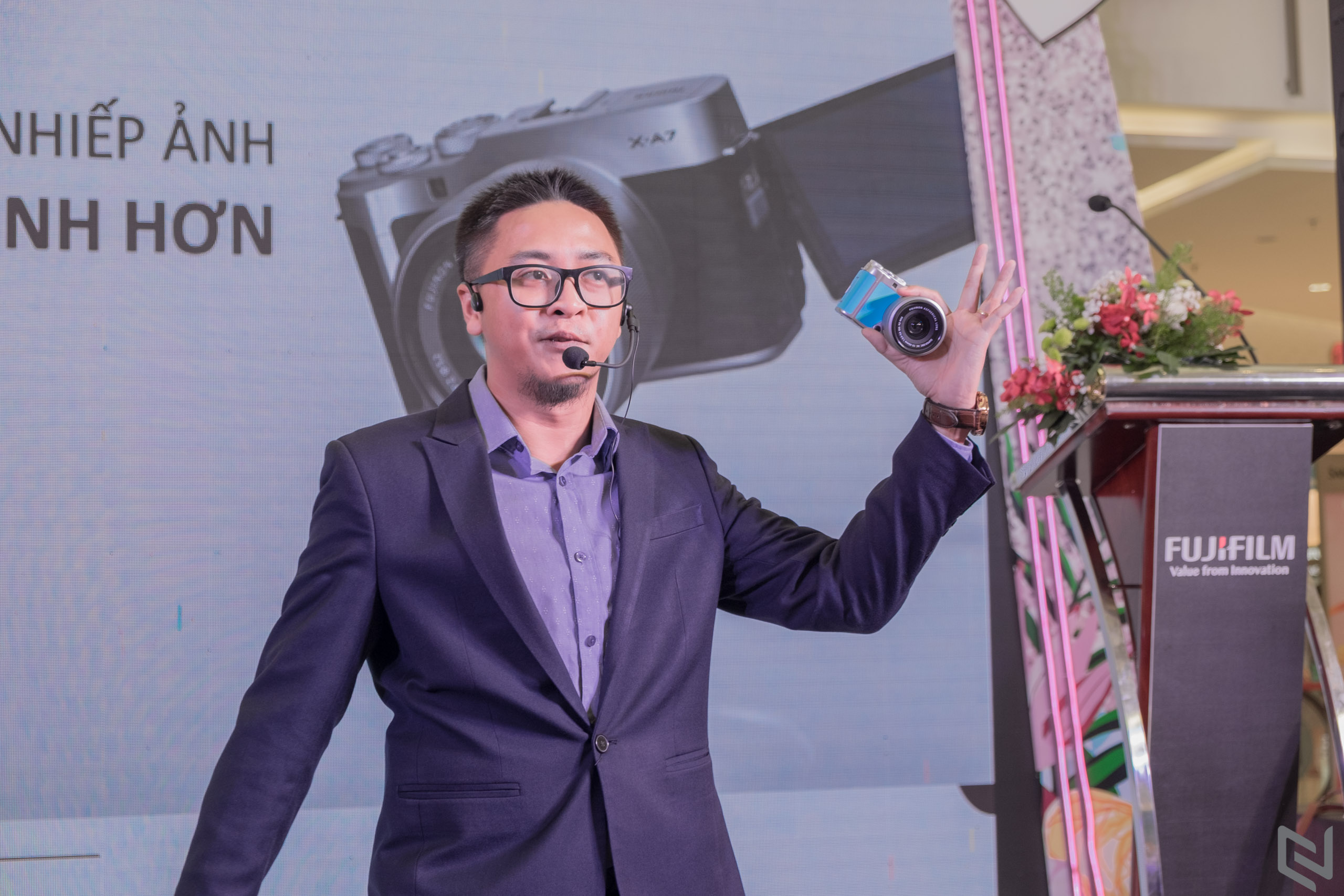 Máy ảnh Fujifilm X-A7 ra mắt thị trường Việt Nam: quay phim 4k, lấy nét nhanh, nhỏ gọn phù hợp với vlogger và người dùng nhập môn, giá chỉ 15,990,000 đồng