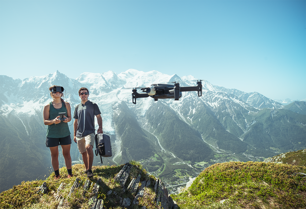 Parrot ra mắt drone mới với giá thành thấp và đi kèm kính FPV sử dụng smartphone