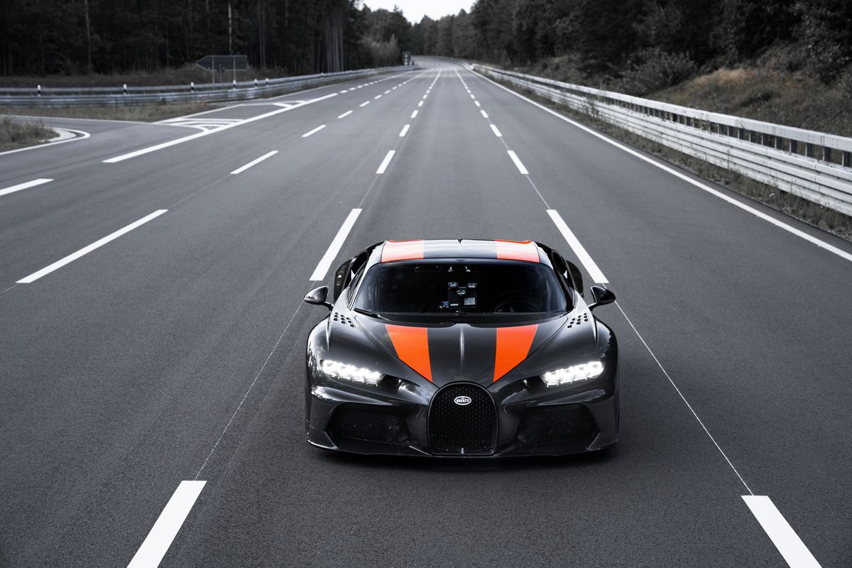 Bugatti Chiron đã phá vỡ kỉ lục tốc độ 490 km/h, tốc độ đến Tử Thần cũng phải sợ