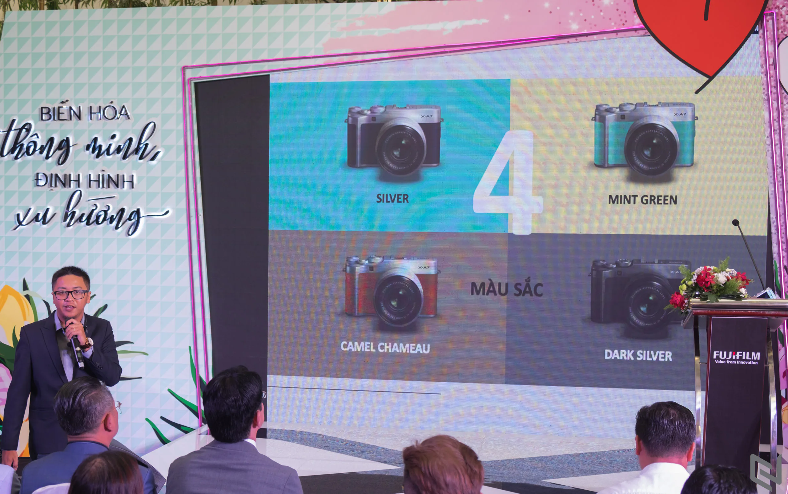 Máy ảnh Fujifilm X-A7 ra mắt thị trường Việt Nam: quay phim 4k, lấy nét nhanh, nhỏ gọn phù hợp với vlogger và người dùng nhập môn, giá chỉ 15,990,000 đồng