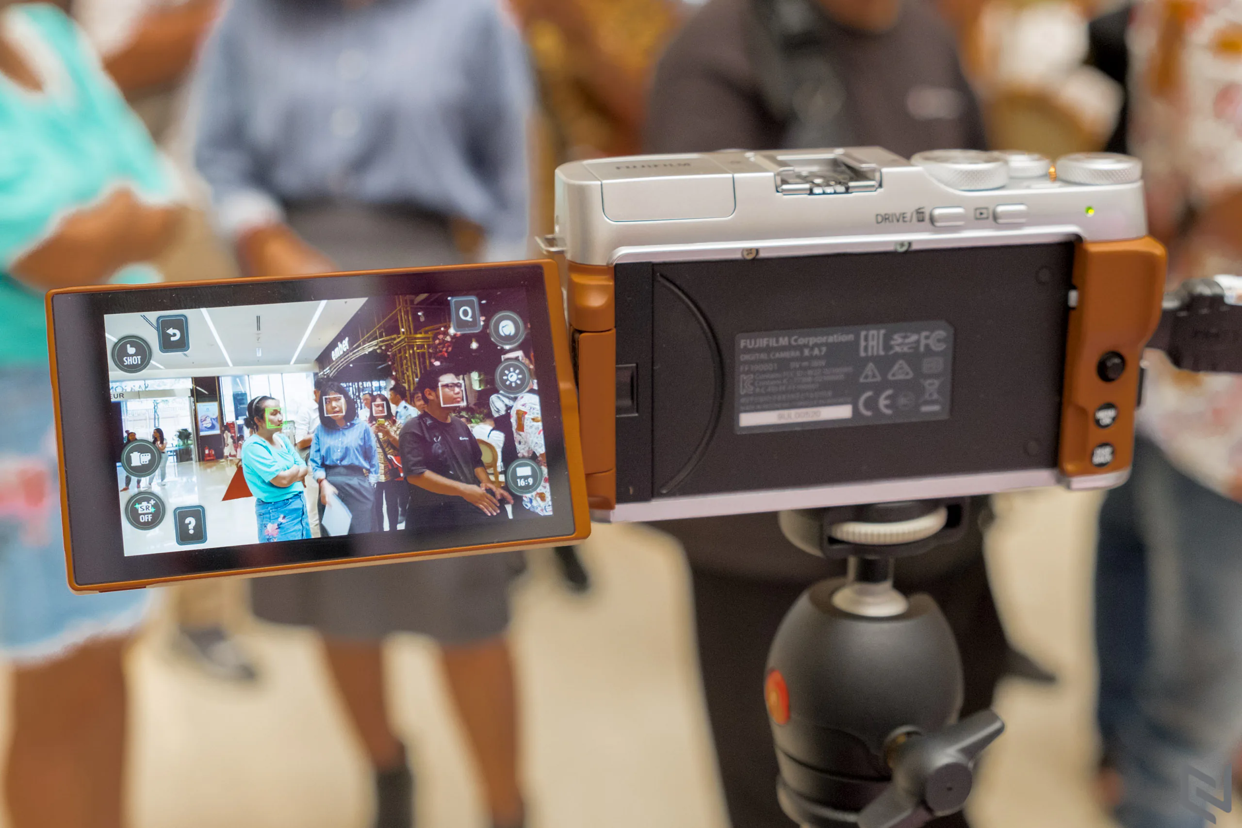 Máy ảnh Fujifilm X-A7 ra mắt thị trường Việt Nam: quay phim 4k, lấy nét nhanh, nhỏ gọn phù hợp với vlogger và người dùng nhập môn, giá chỉ 15,990,000 đồng