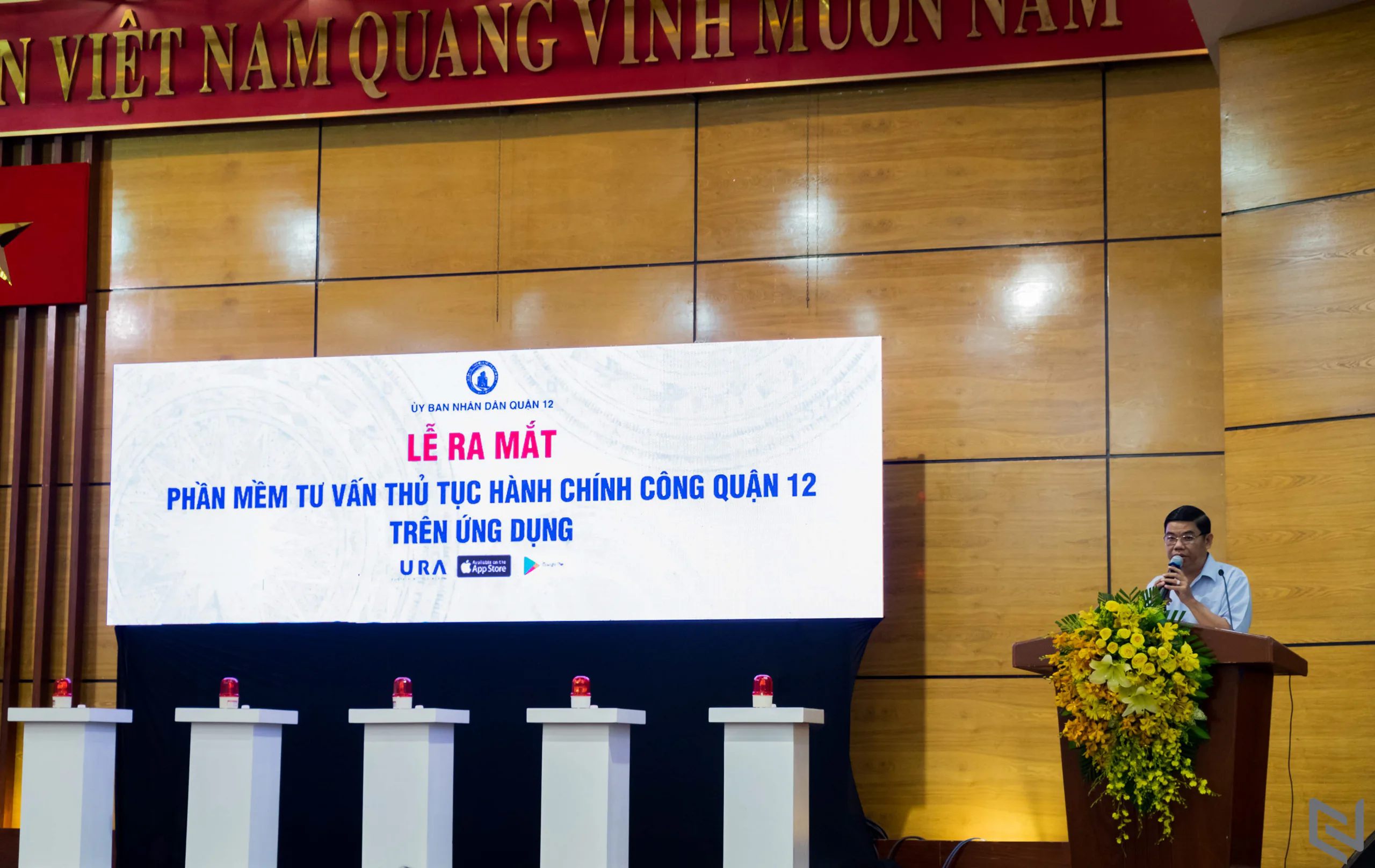 Quận 12 ra mắt ứng dụng IURA: Tư vấn thủ tục hành chính công, tư vấn trực tuyến trên thiết bị di động