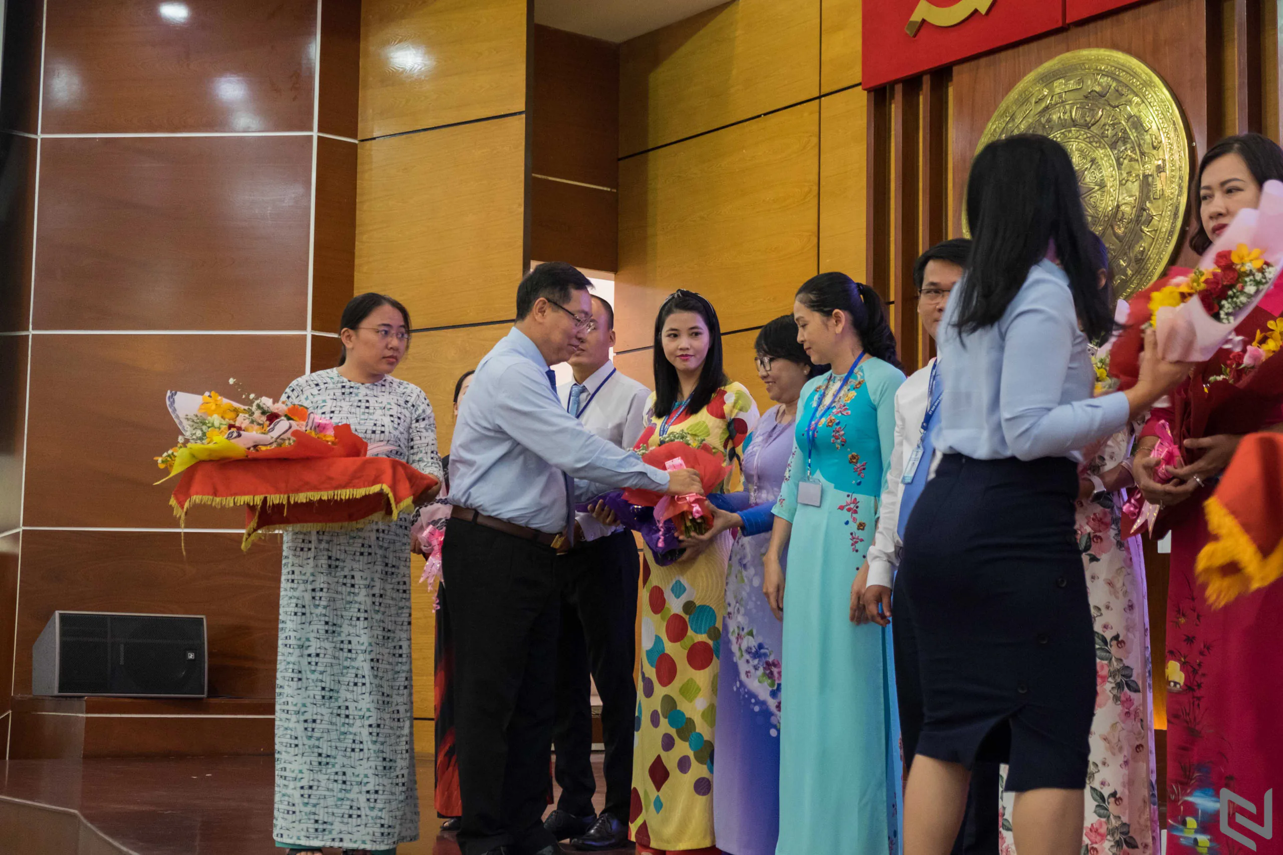 Quận 12 ra mắt ứng dụng IURA: Tư vấn thủ tục hành chính công, tư vấn trực tuyến trên thiết bị di động