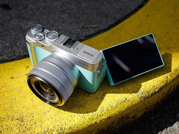 Fujifilm ra mắt máy ảnh X-A7 dành cho người dùng nhập môn với khả năng quay video 4K và nhận diện gương mặt