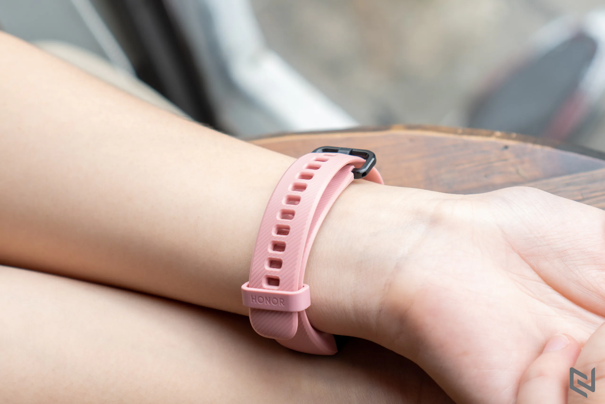 Trên tay vòng đeo thông minh Honor Band 5: Đẹp, pin lâu và nhiều tính năng hữu ích
